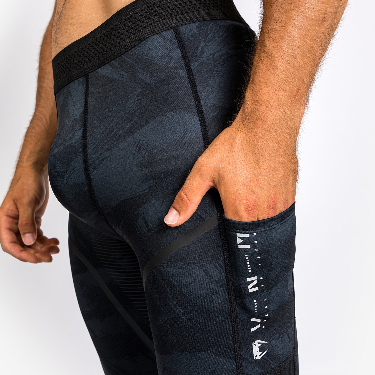 Venum Electron 3.0 Kompressionshose - Schwarz - Image 6