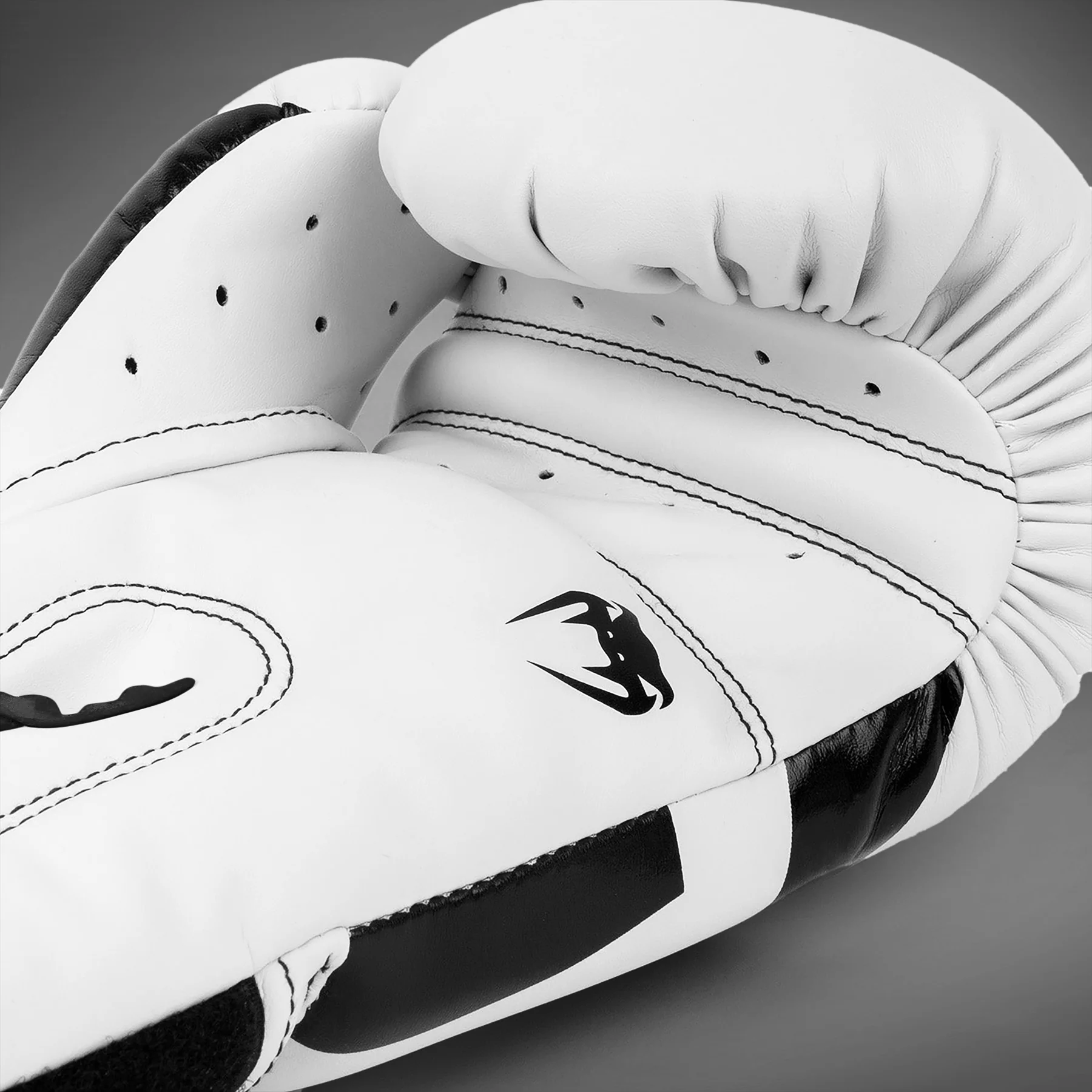 Venum Elite Boxhandschuhe - Weiß/Schwarz - Image 3
