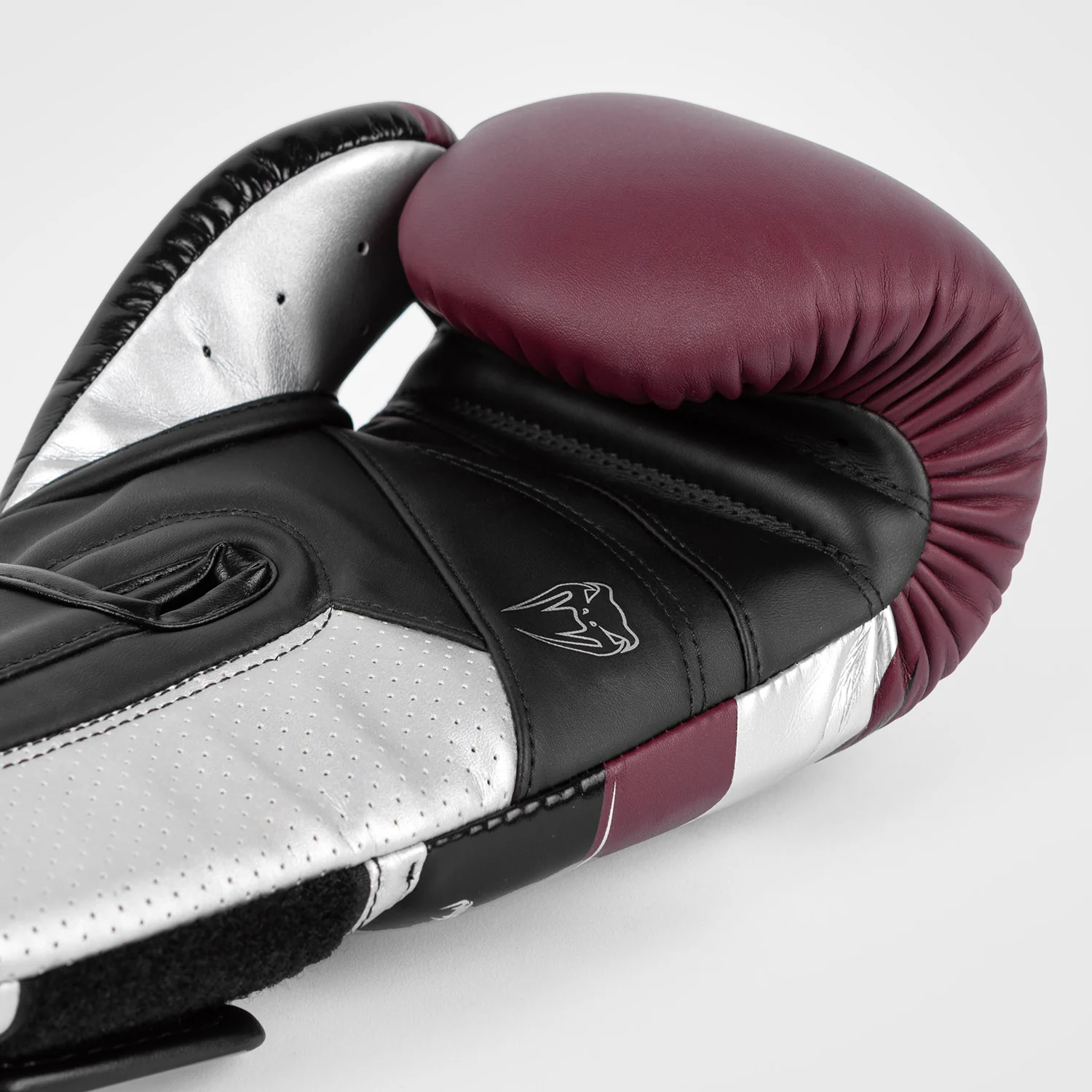 Venum Elite Evo Boxhandschuhe - Burgund/Silber - Image 6