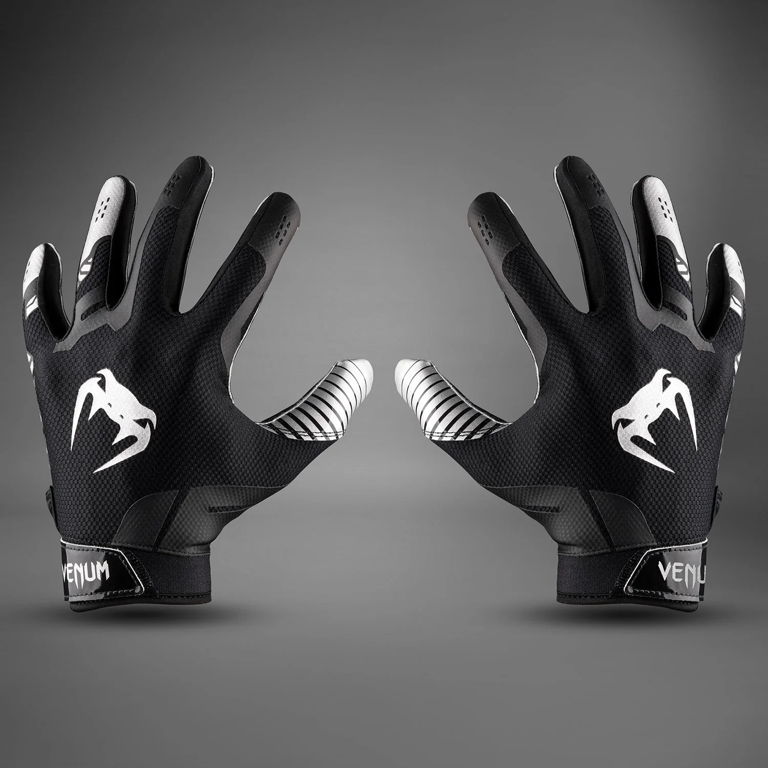 Venum Elite Football Handschuhe - Schwarz/Silber - Image 5