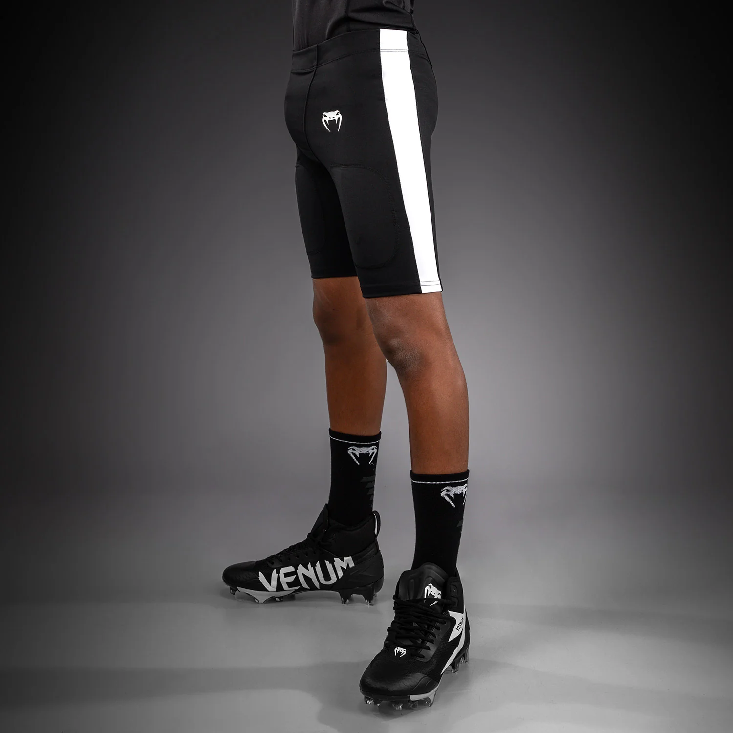 Venum Elite Fußball Kompressionsshorts für Kinder - Schwarz - Image 2