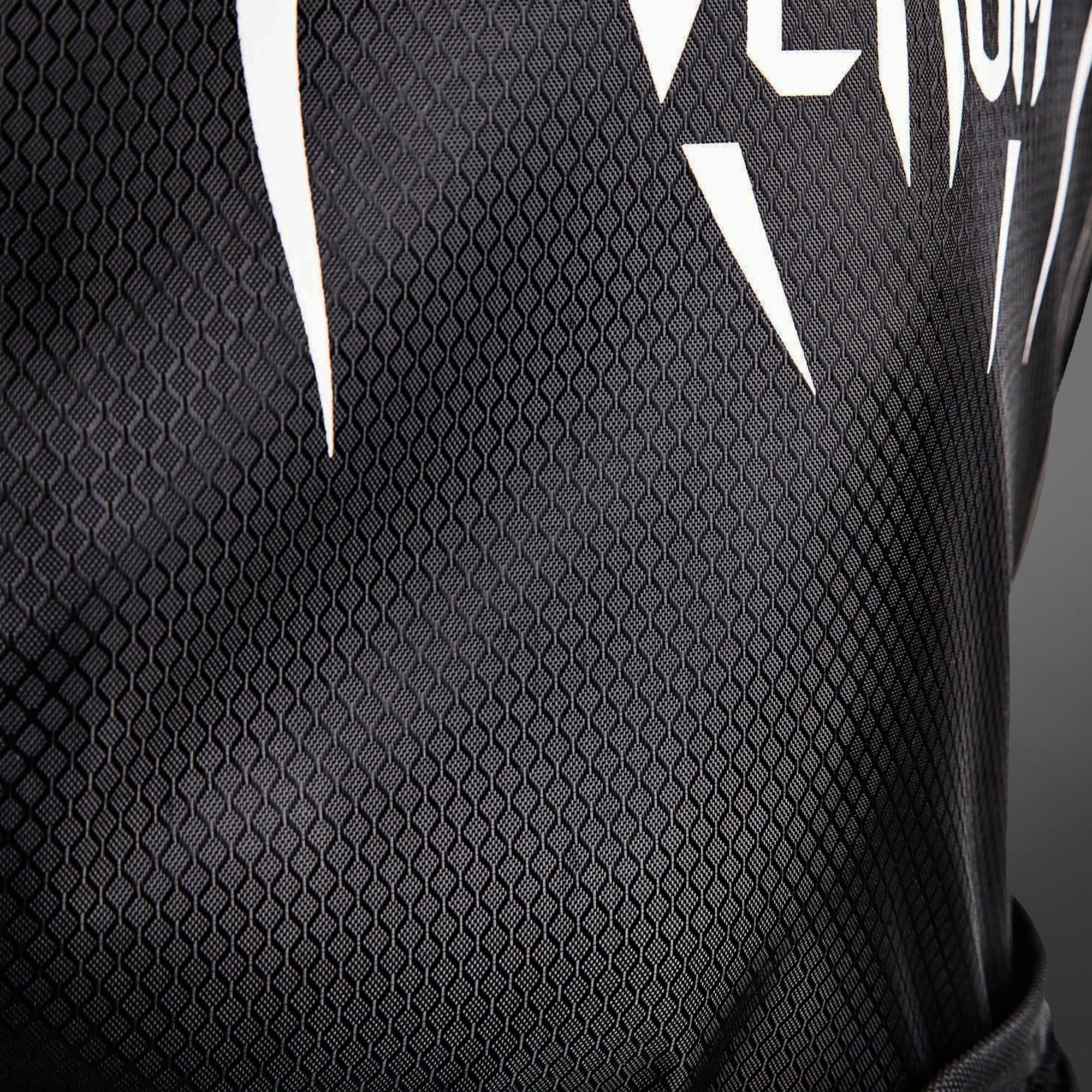 Venum Elite Gewichtsweste – Schwarz/Weiß - Image 5