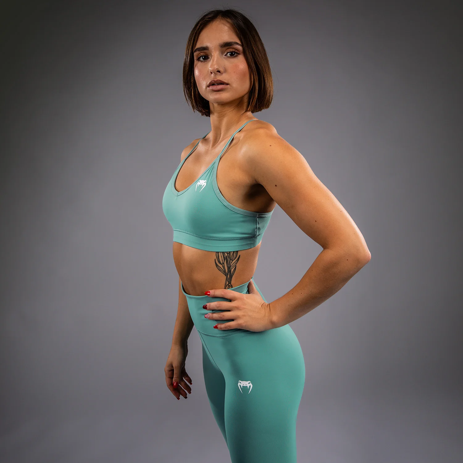 Venum Essential Low Impact Damen Sport-Bh - Aqua Grün - Image 4