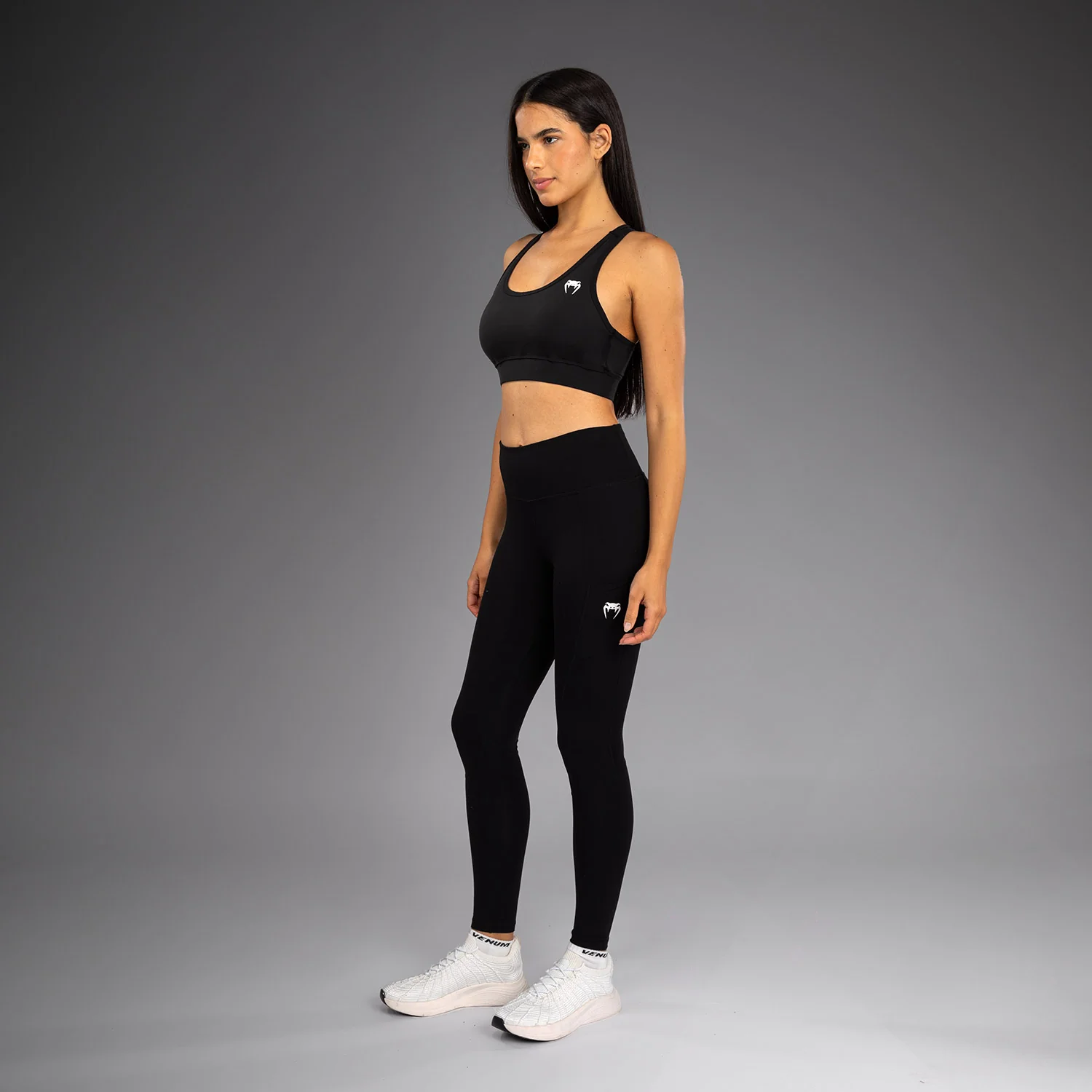 Venum Essential Performance Leggings - Schwarz - Image 2
