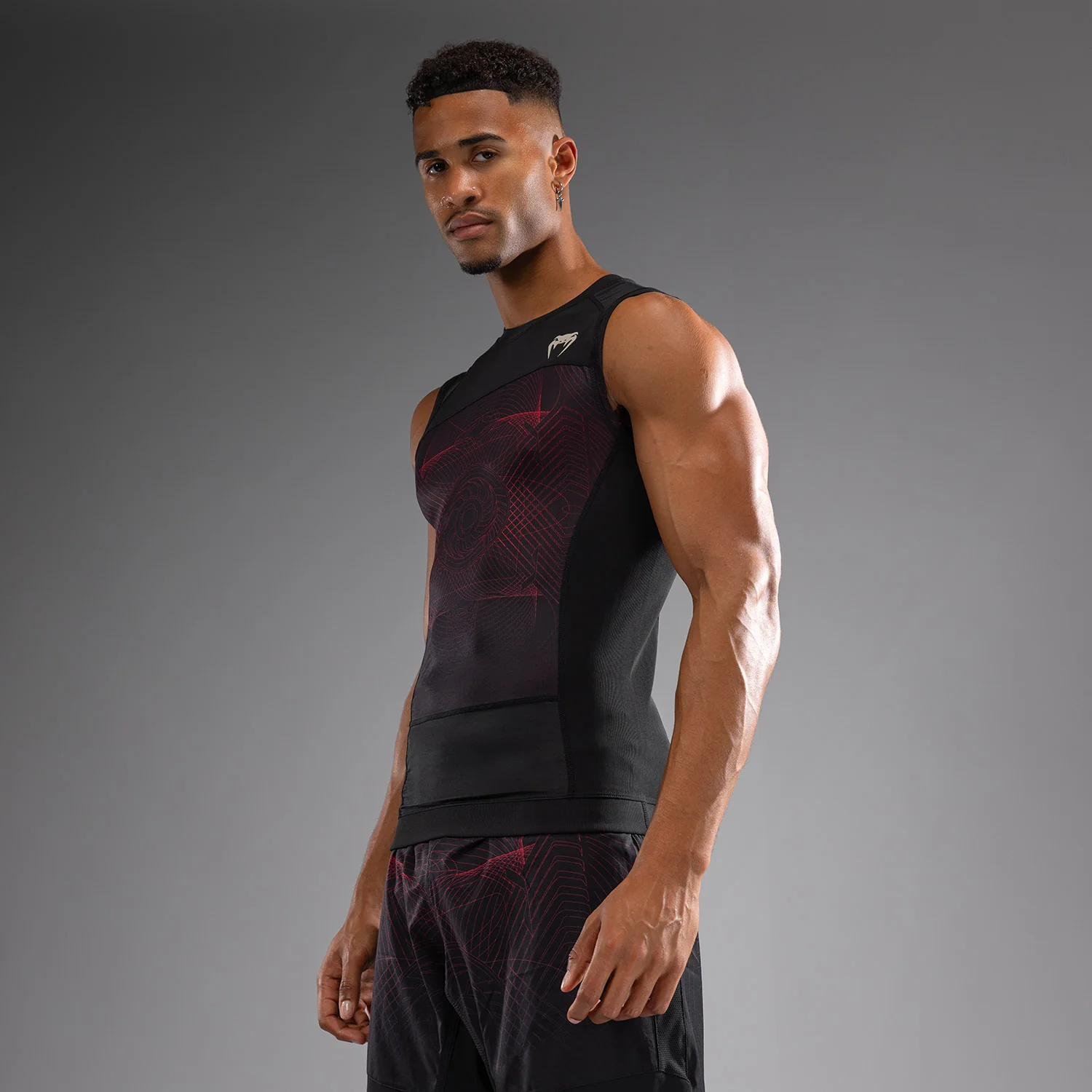 Venum G-Fit Air Herren Ärmelloses Rashguard - Tiefschwarz/Feuerrot - Image 4