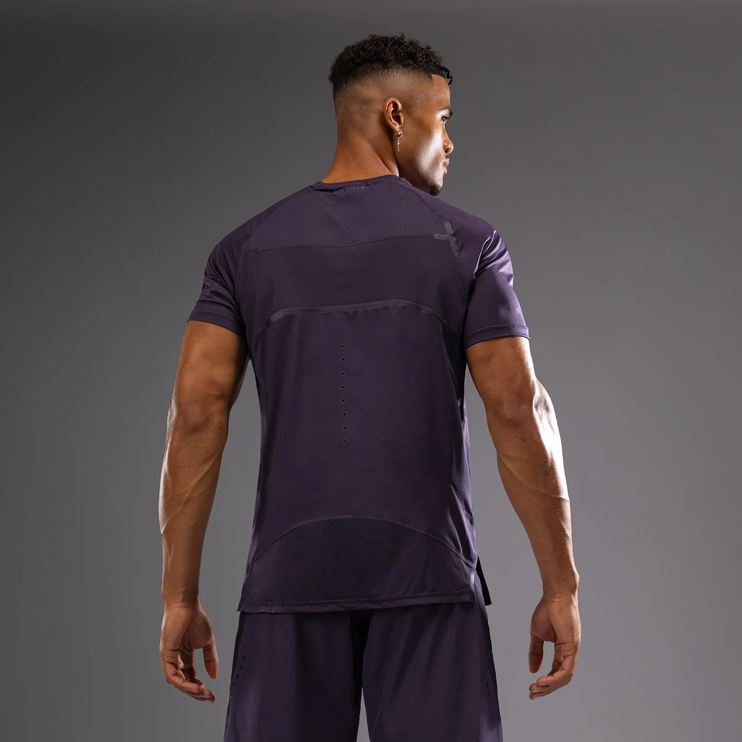 Venum G-Fit Air Herren Dry-Tech T-Shirt - Dunkelviolett - Image 4