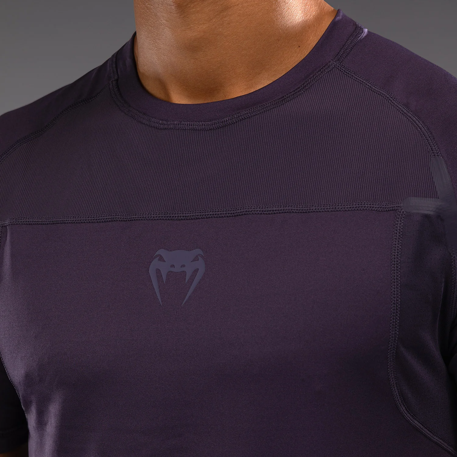 Venum G-Fit Air Herren Dry-Tech T-Shirt - Dunkelviolett - Image 5