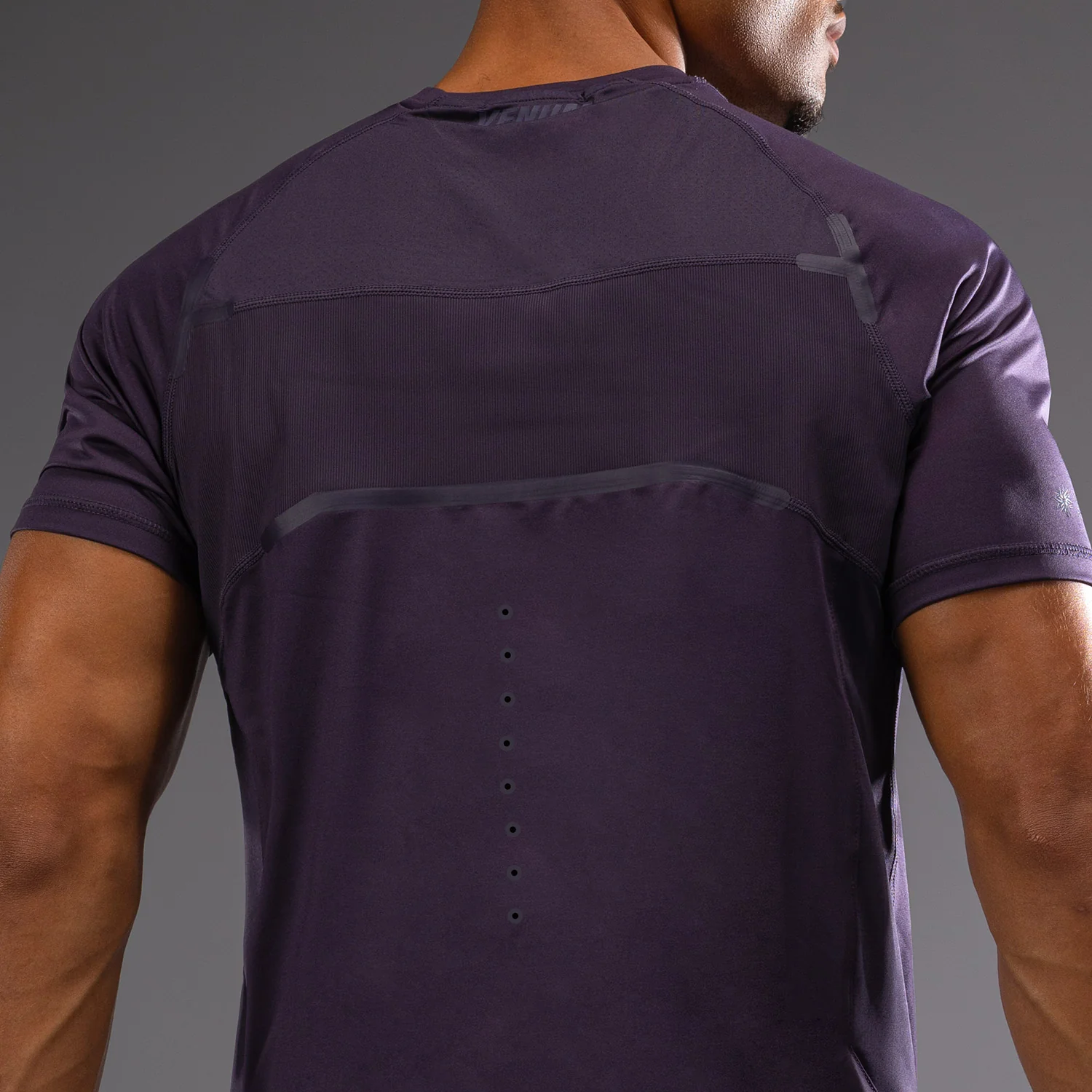 Venum G-Fit Air Herren Dry-Tech T-Shirt - Dunkelviolett - Image 6
