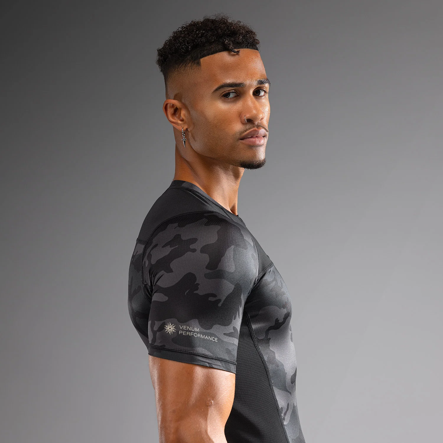 Venum G-Fit Air Herren Kurzarm Rashguard - Digital Urban Camo - Image 4