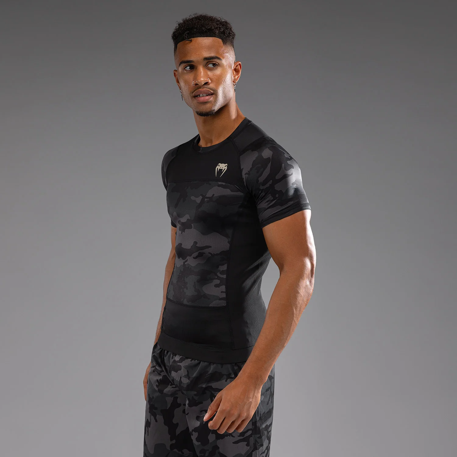 Venum G-Fit Air Herren Kurzarm Rashguard - Digital Urban Camo - Image 5
