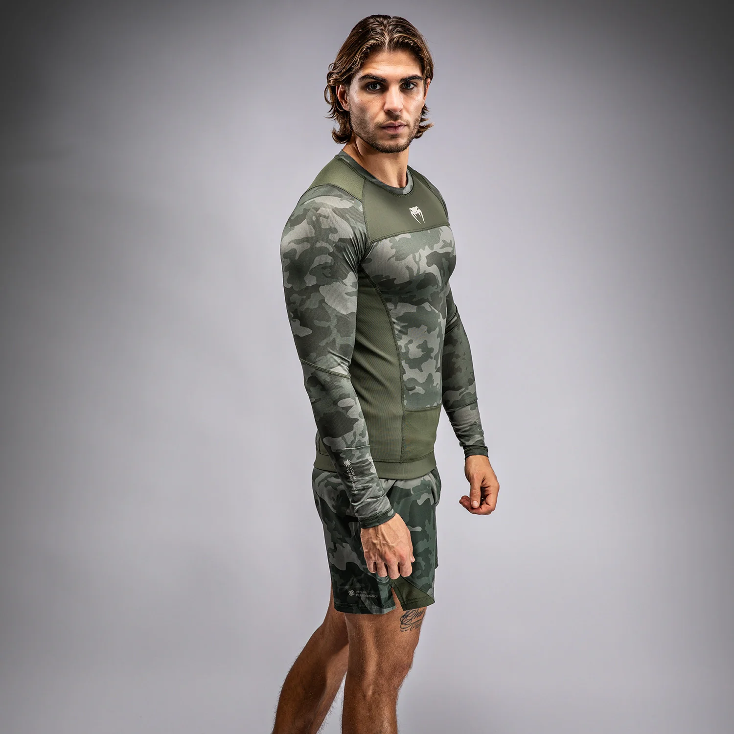 Venum G-Fit Air Herren Langarm Rashguard - Armee Camouflage - Image 4