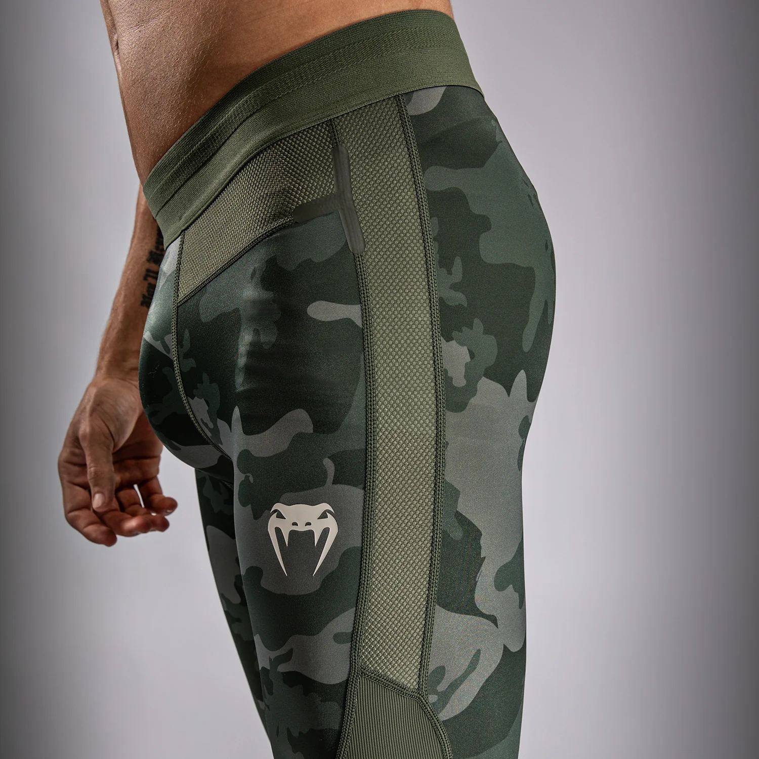 Venum G-Fit Air Herren Spats - Armee Tarnmuster - Image 6