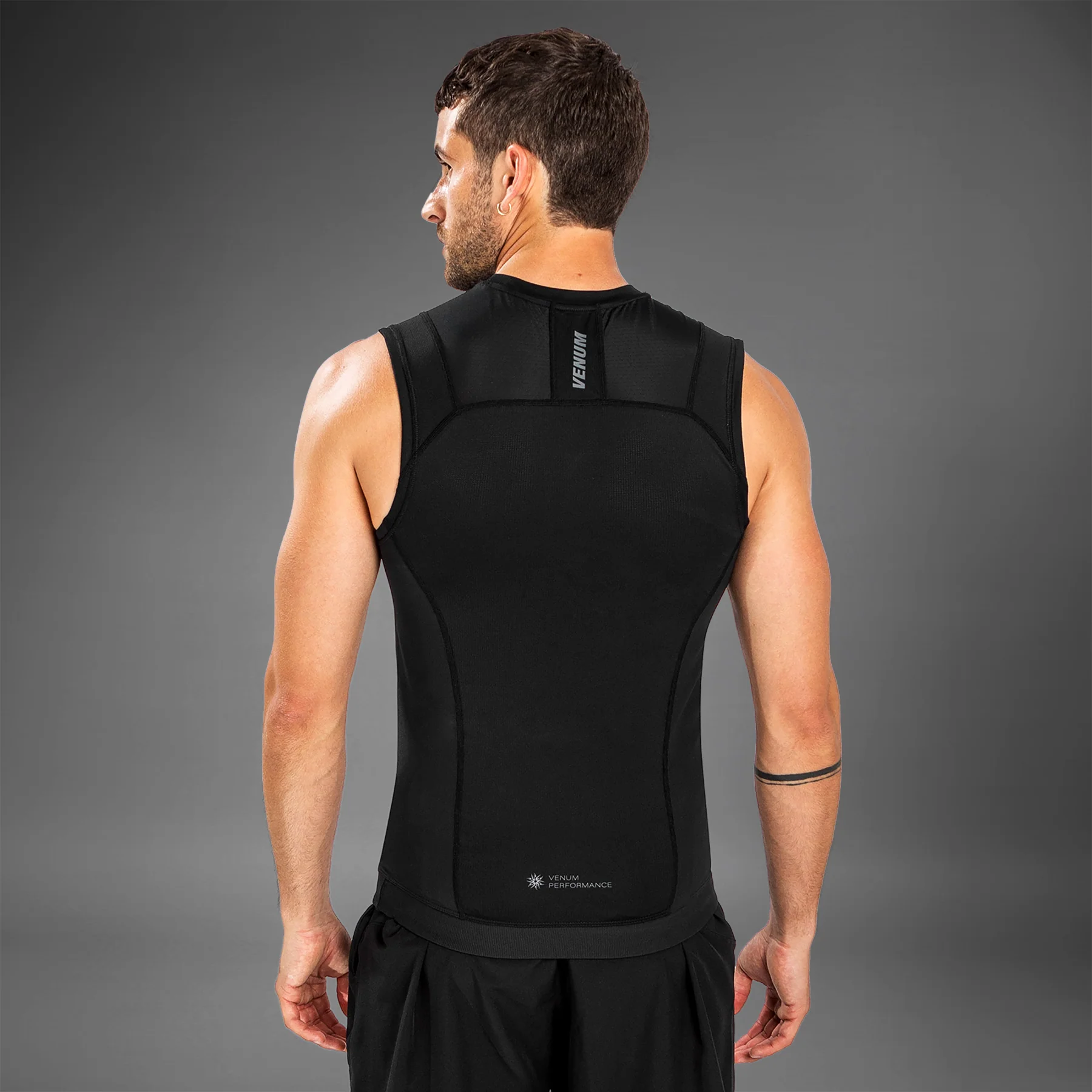 Venum G-Fit Air Rashguard ärmellos – Schwarz - Image 2