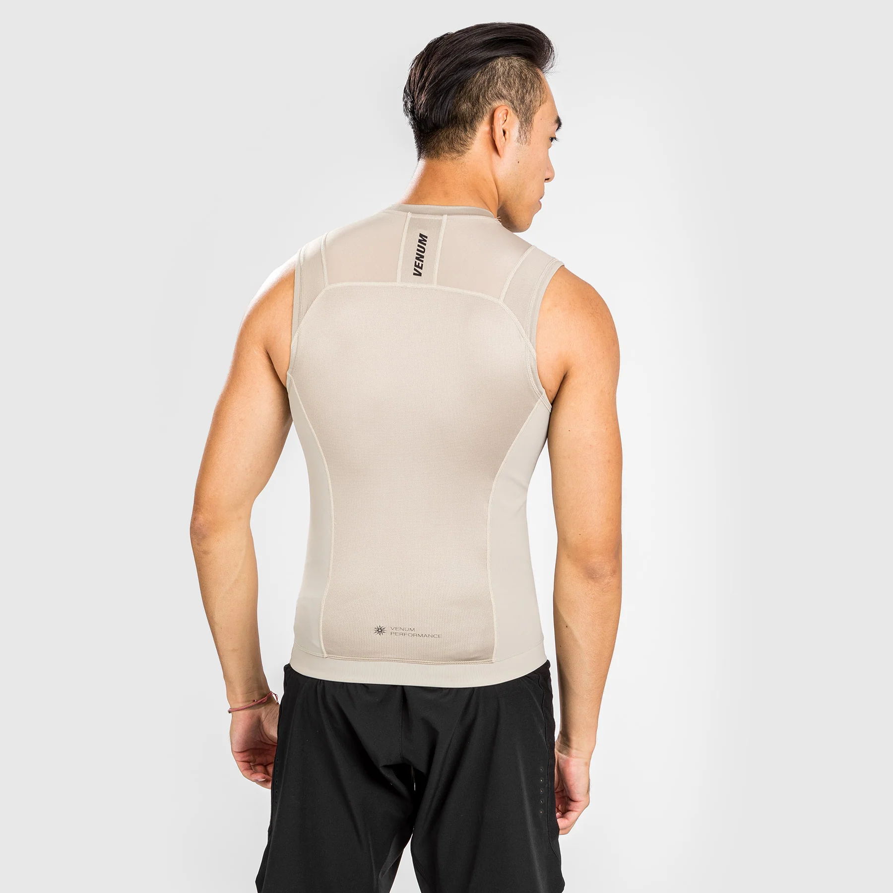 Venum G-Fit Air Rashguard ärmellos – Sand - Image 8