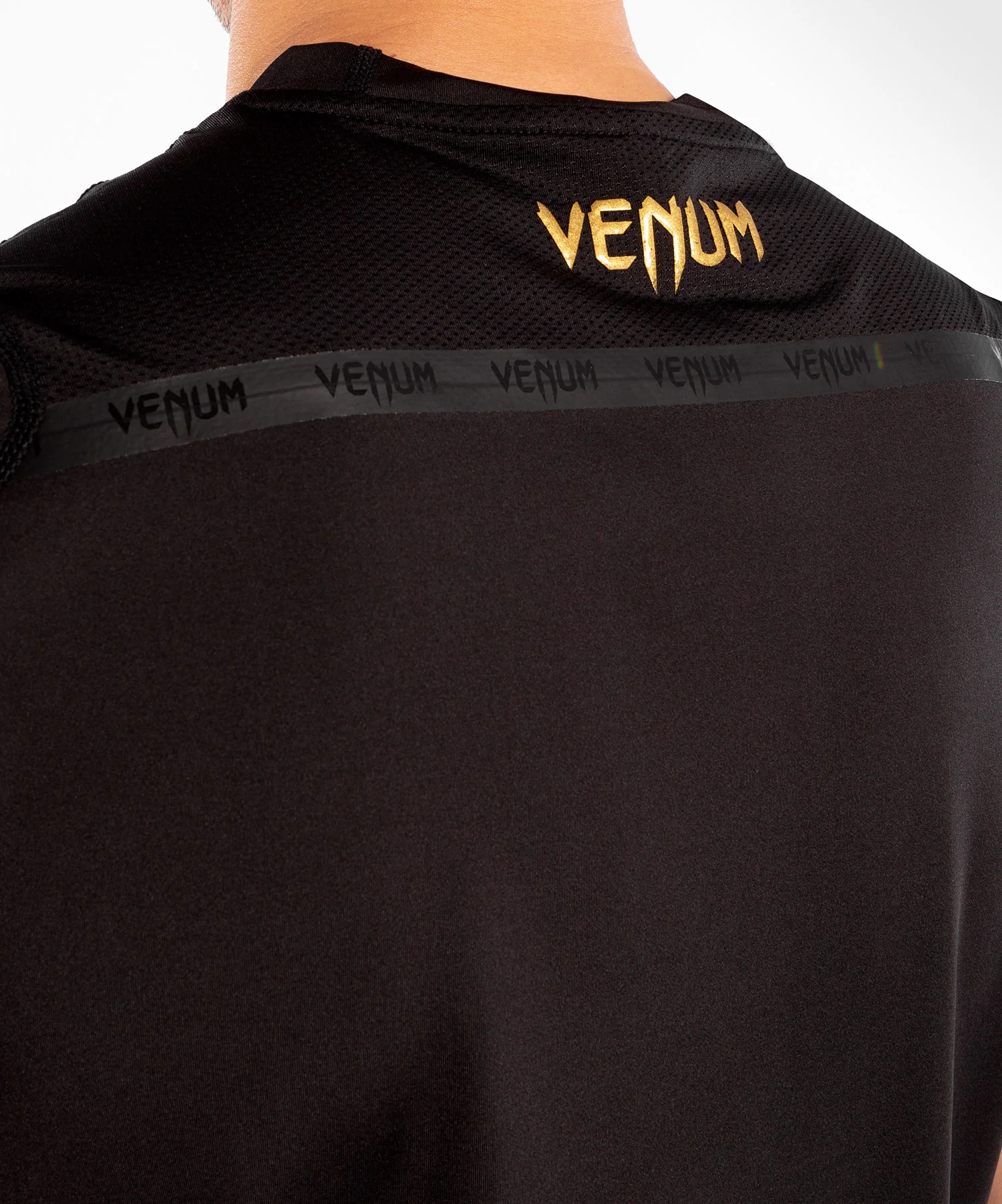 Venum G-Fit Dry-Tech T-Shirt - Schwarz/Gold - Image 5