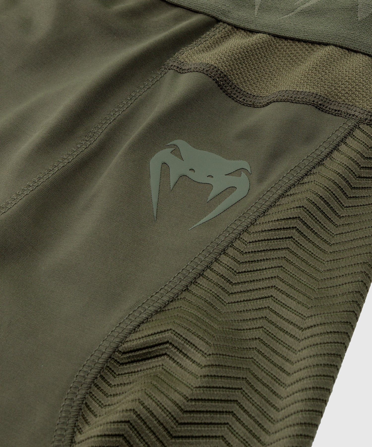 Venum G-Fit Kompressions-Shorts - Khaki - Image 6