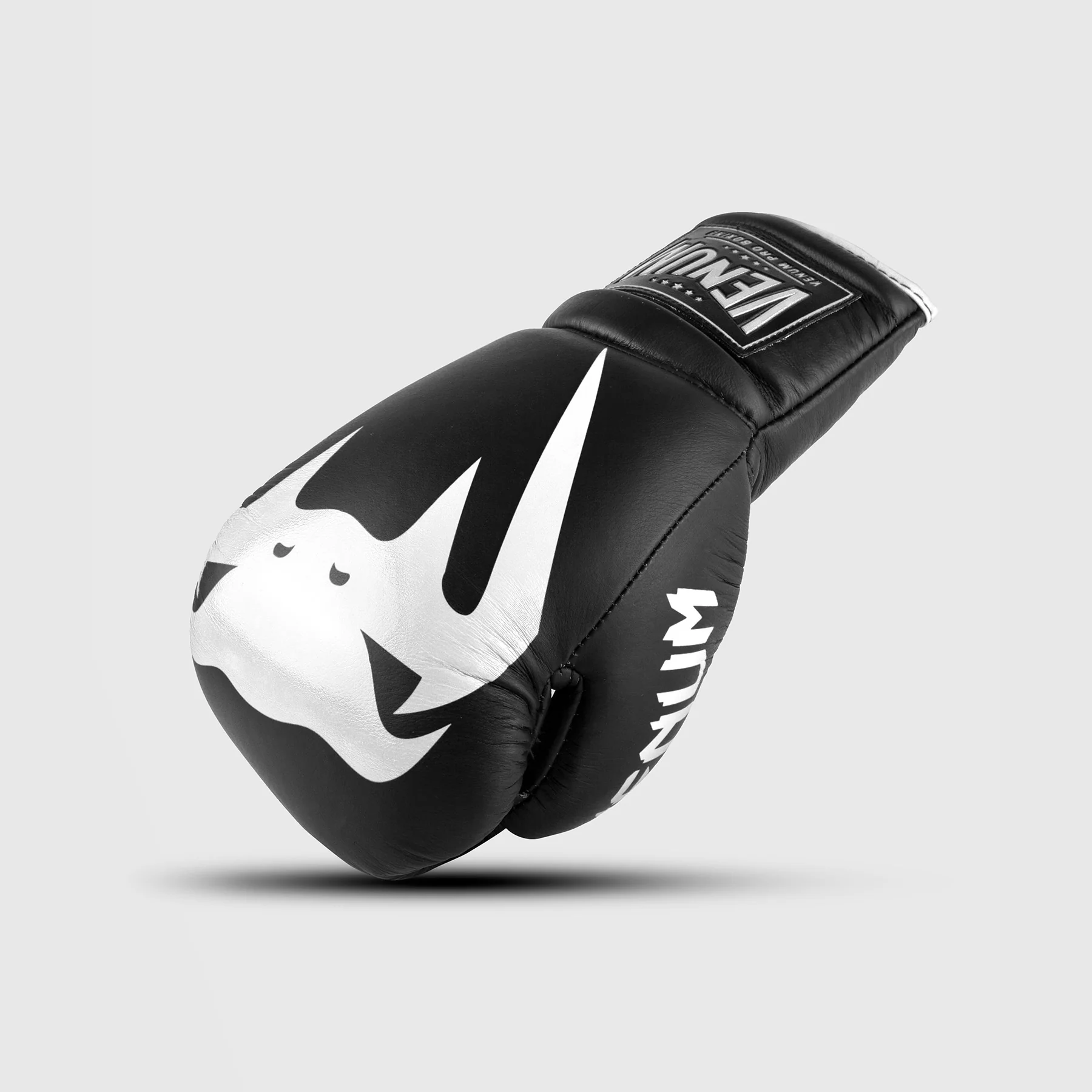 Venum Giant 2.0 professionelle Boxhandschuhe - MIT SCHNÜRUNG - Image 8