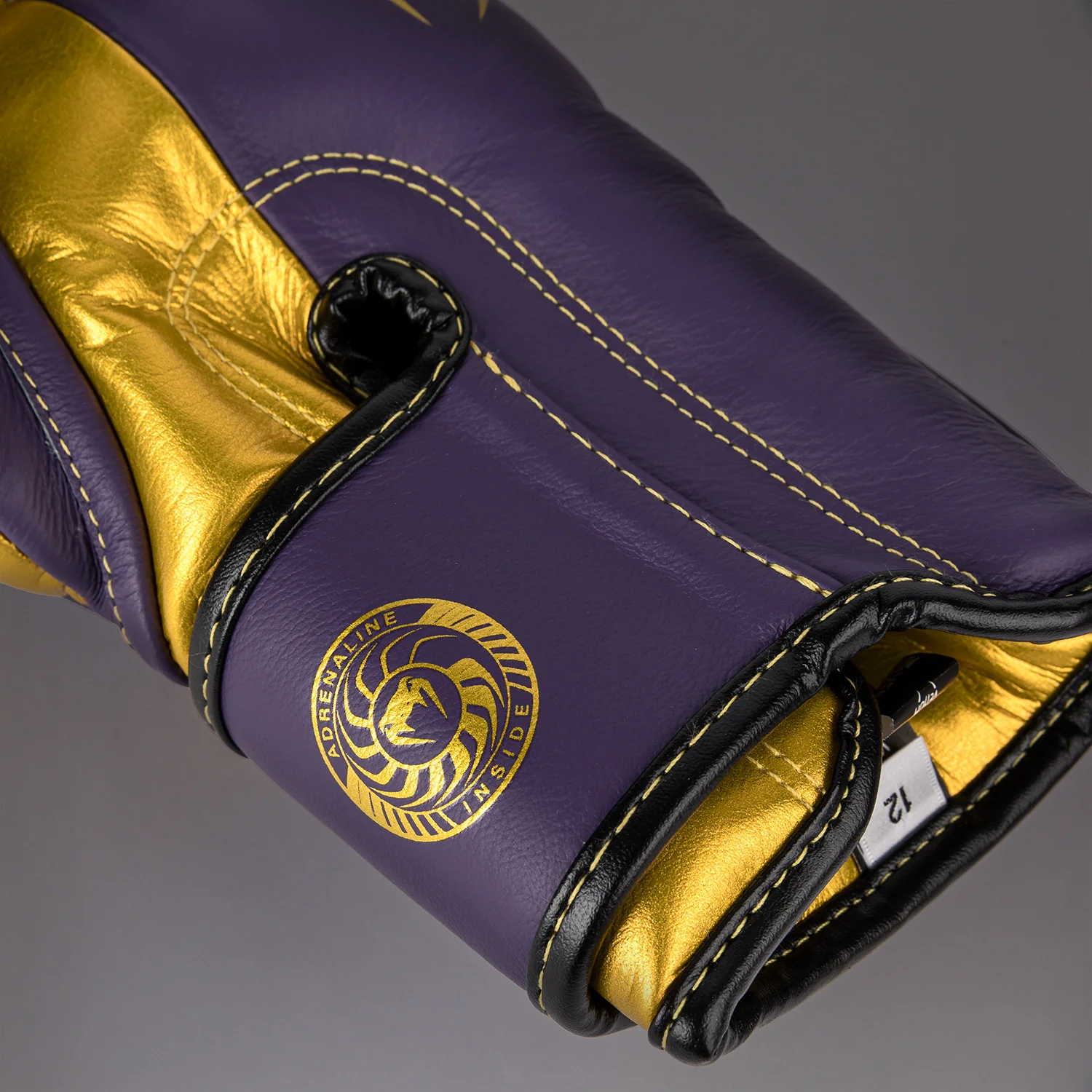Venum Giant 3.0 Boxhandschuhe - Dunkelviolett/Gold - Spezialausgabe - Image 5