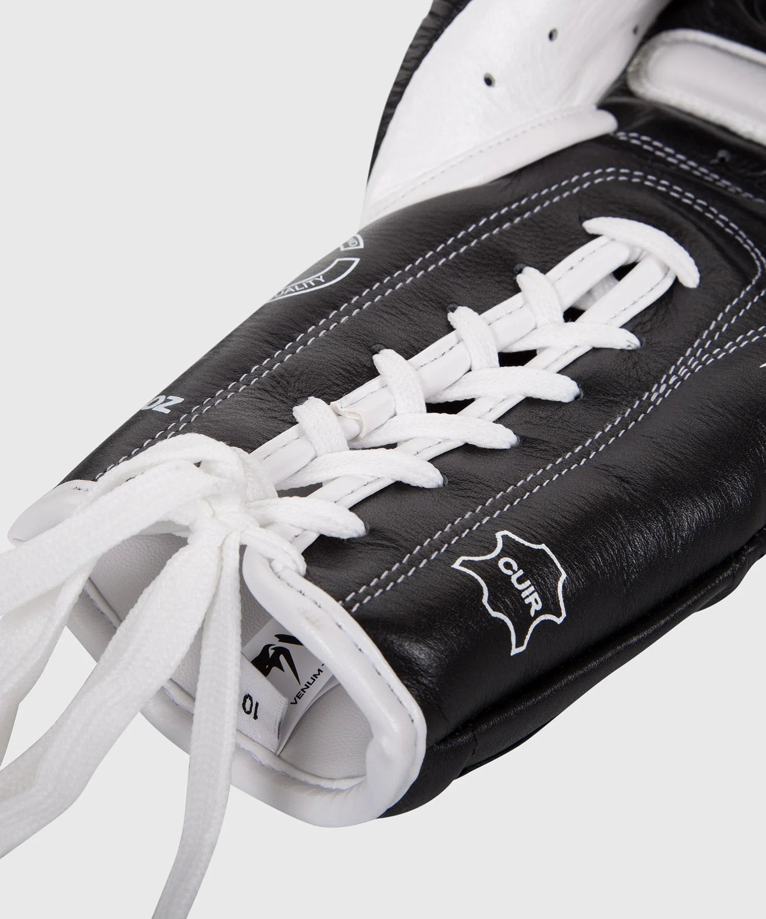 Venum Giant 3.0 Boxhandschuhe - Nappaleder - Mit Schnürung - Schwarz - Image 4
