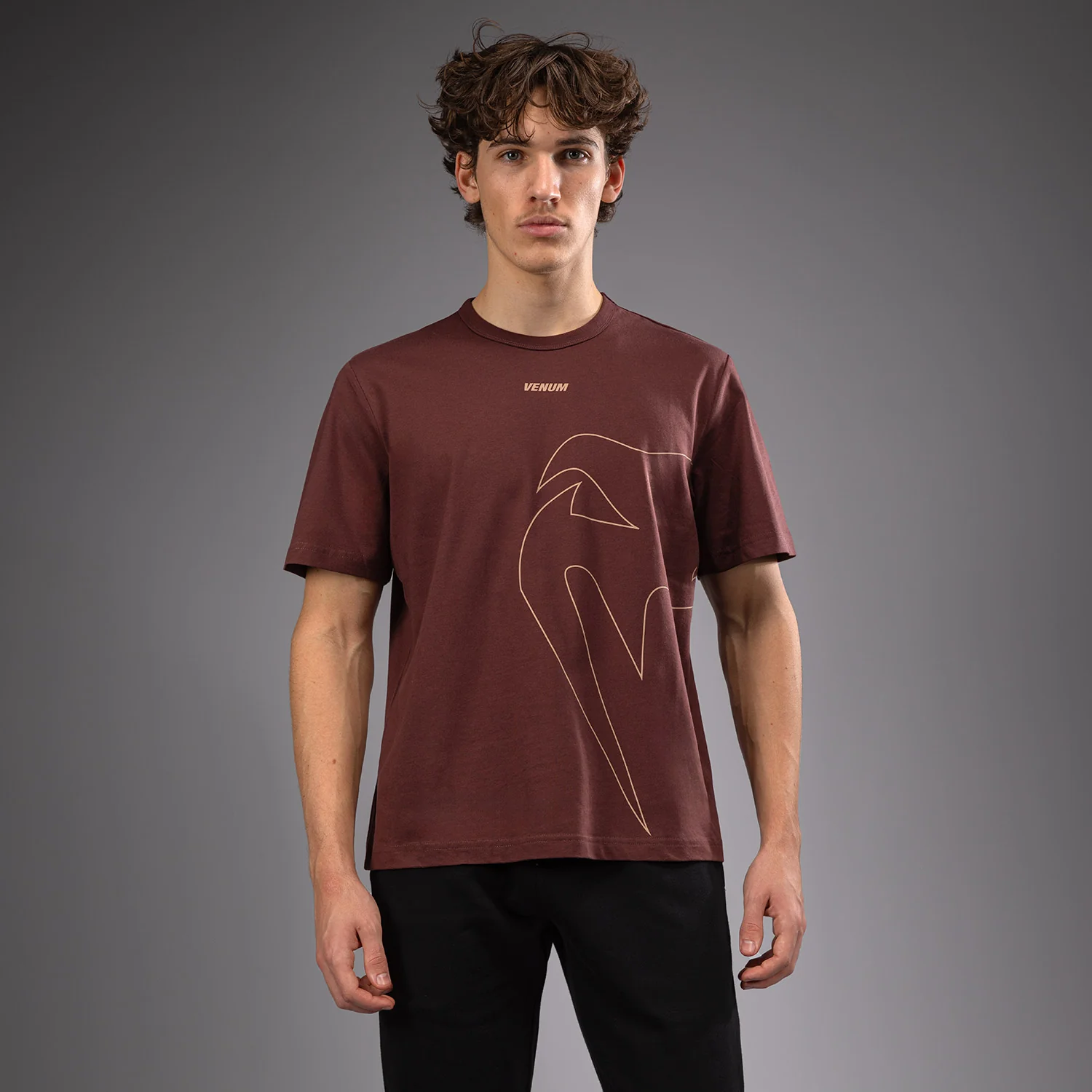 Venum Giant Connect T-Shirt - Schokoladenbraun