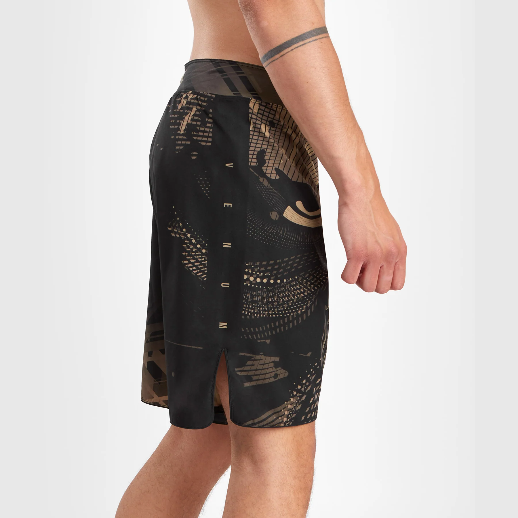 Venum Gorilla Jungle Kampfshorts - Schwarz/Sand - Image 3