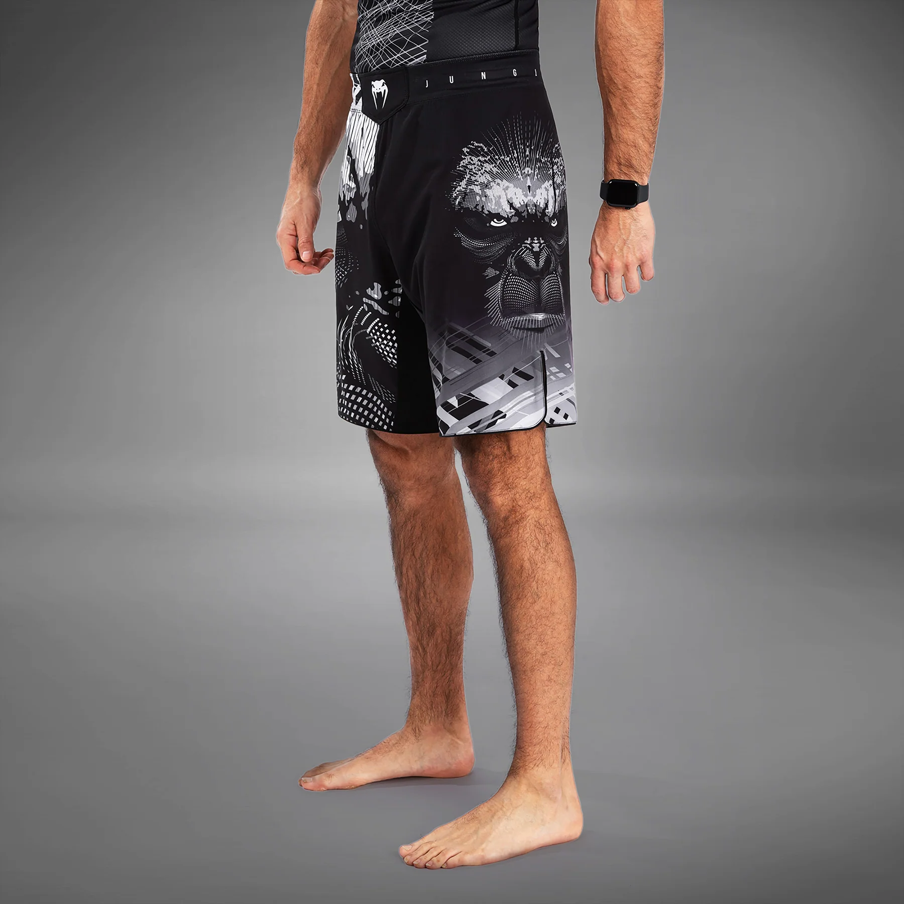 Venum Gorilla Jungle Kampfshorts - Schwarz/Weiß - Image 3