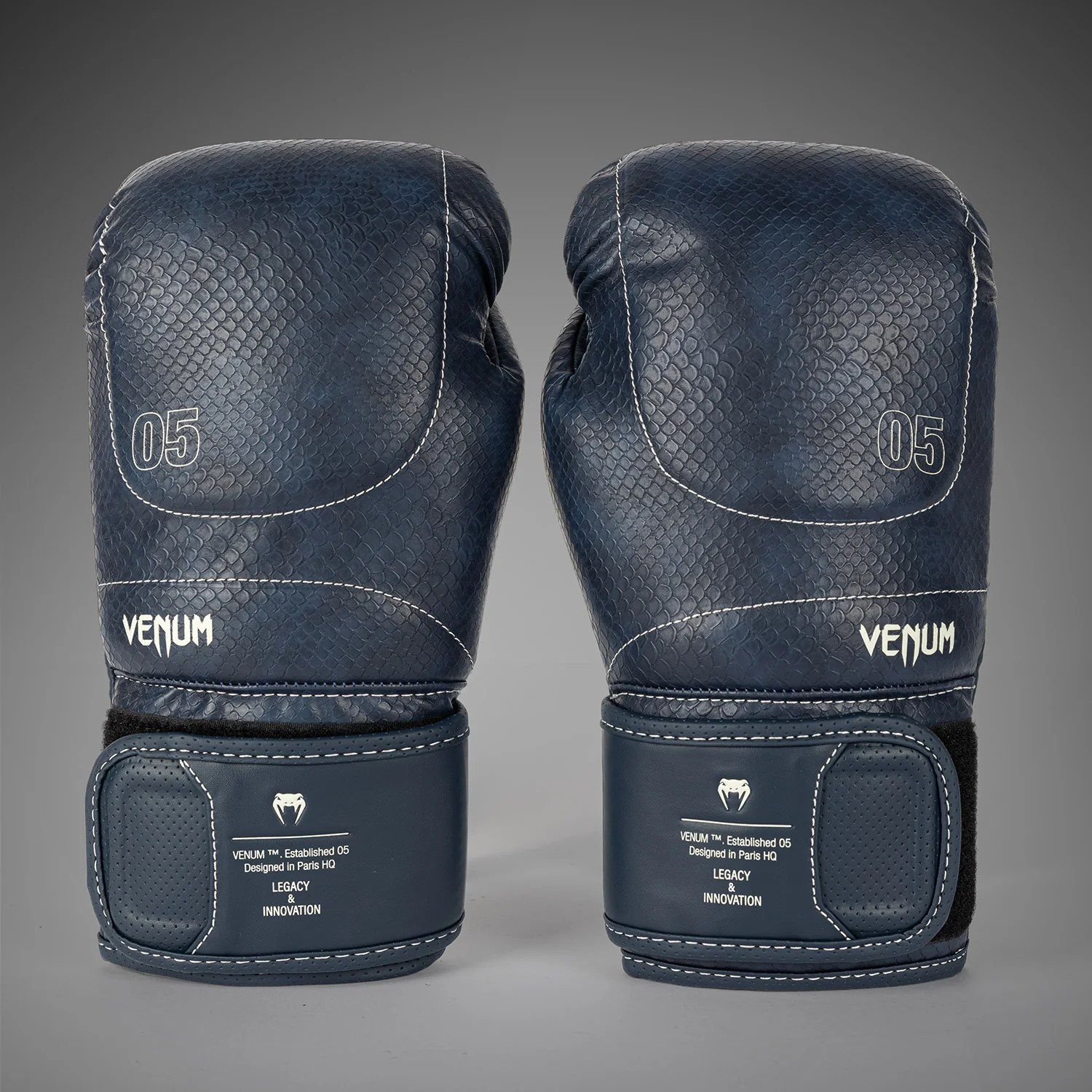 Venum Impact Evo Scales Boxhandschuhe – Mitternachtsblau - Image 3