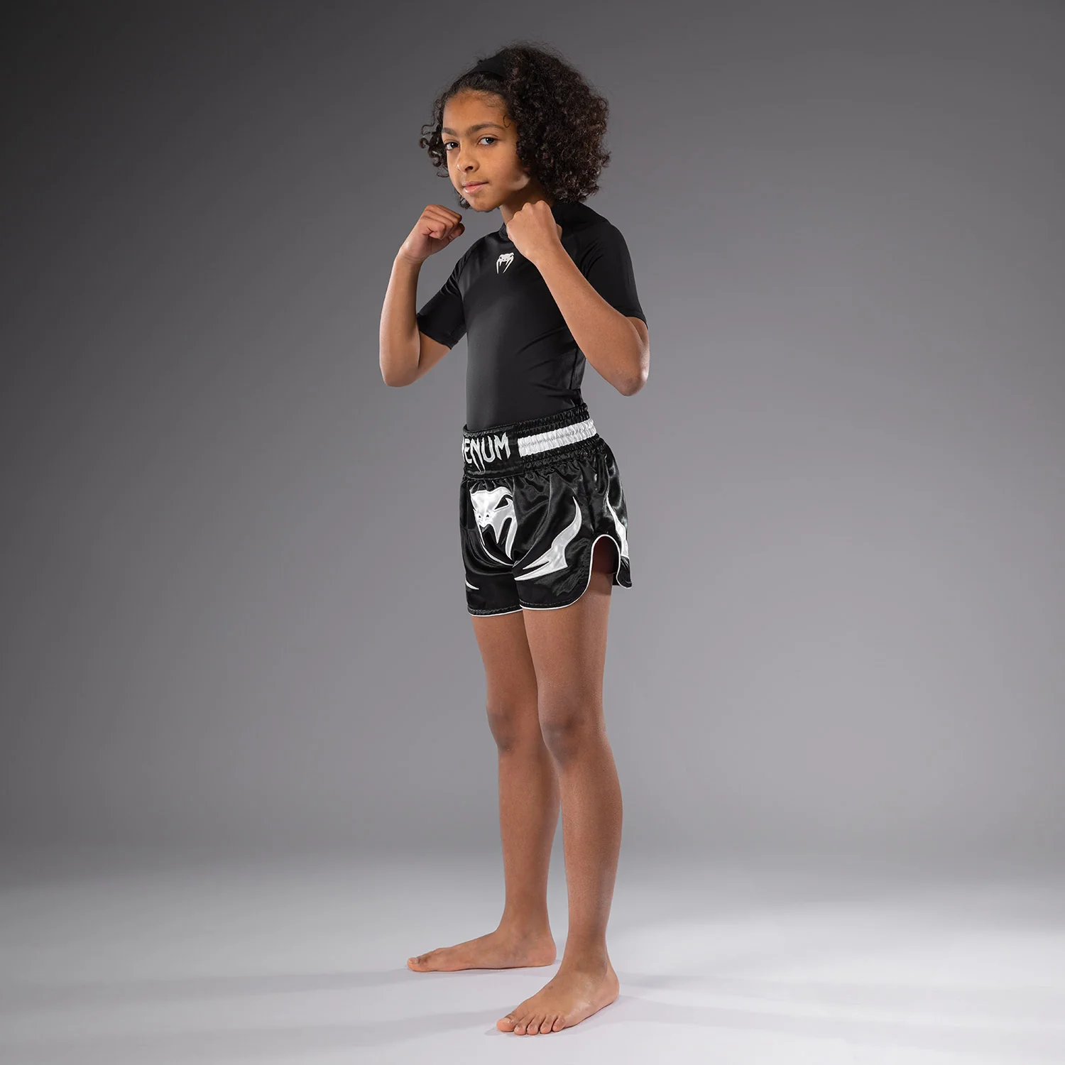 Venum Inferno Kinder Thai Shorts - Schwarz - Image 2