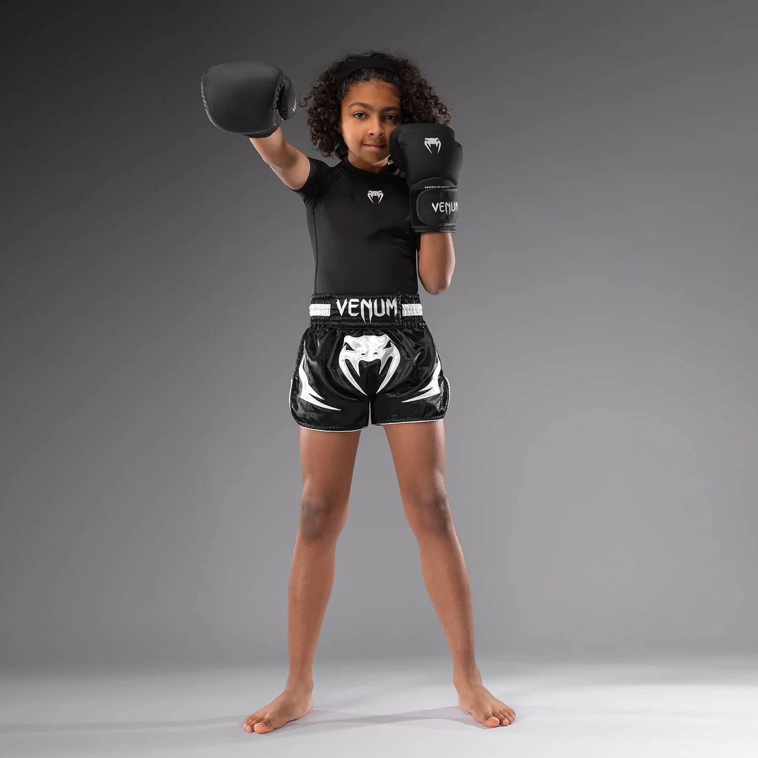 Venum Inferno Kinder Thai Shorts - Schwarz - Image 4