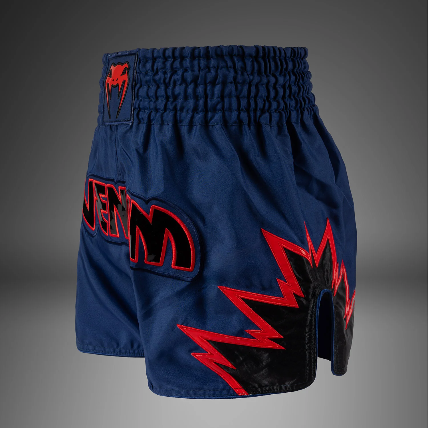 Venum Inferno Muay Thai Shorts - Königsblau/Rot/Schwarz - Image 4