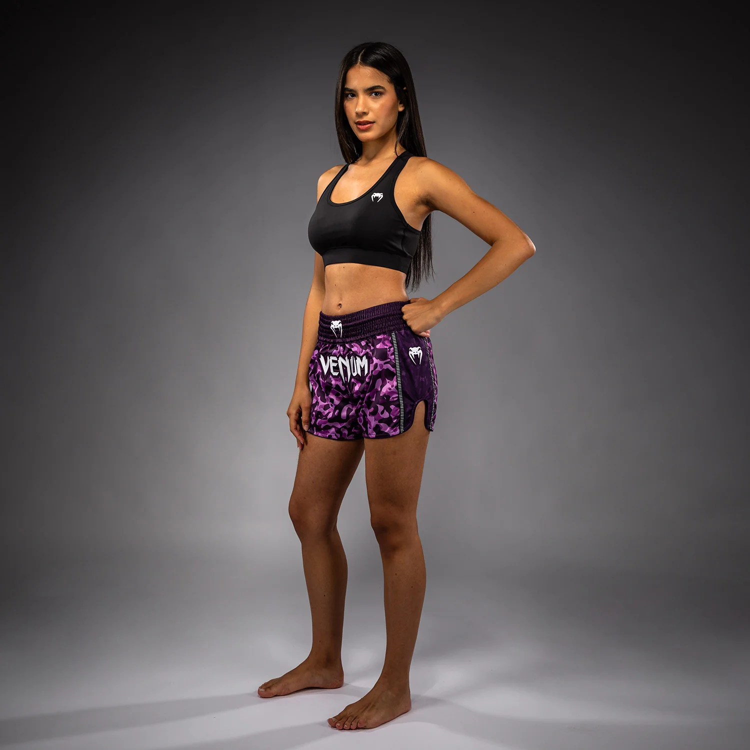 Venum Iris Muay Thai Shorts – Pflaume/Rosa - Image 7