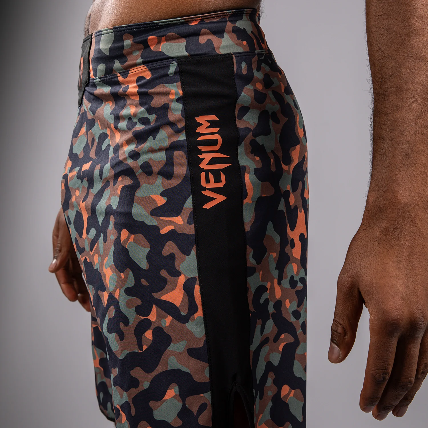 Venum Jungle Ops Herren-Kampfshorts - Canyon Camo - Image 6