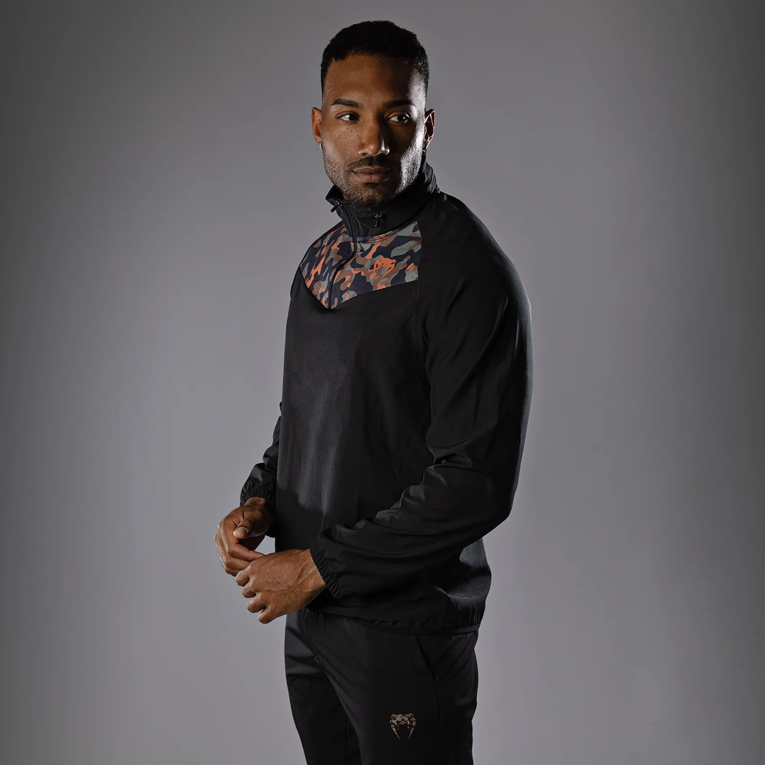 Venum Jungle Ops Herren-Trainingsjacke - Schwarz/Canyon Camo - Image 3