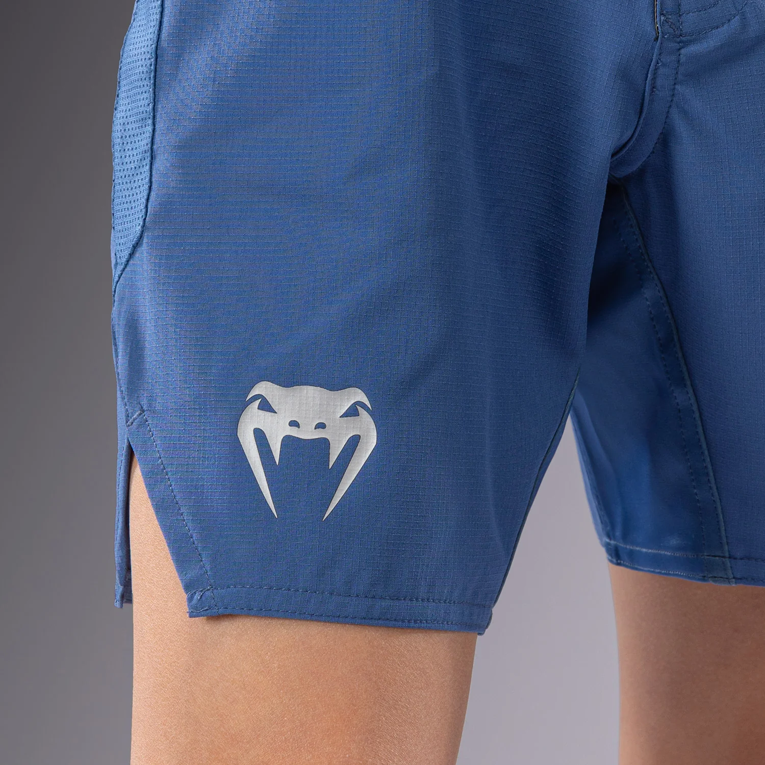 Venum Light Kinder Fight Shorts - Königsblau - Image 8