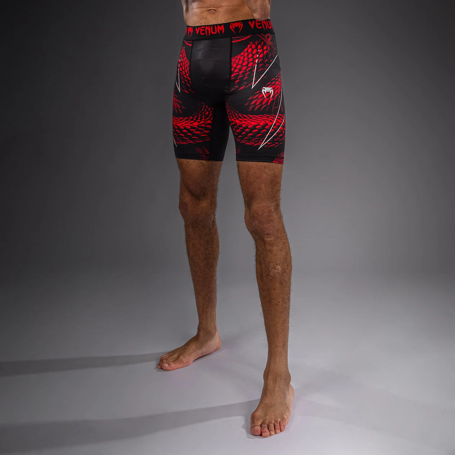 Venum Matupa Kompressionsshort - Schwarz/Rot/Silber