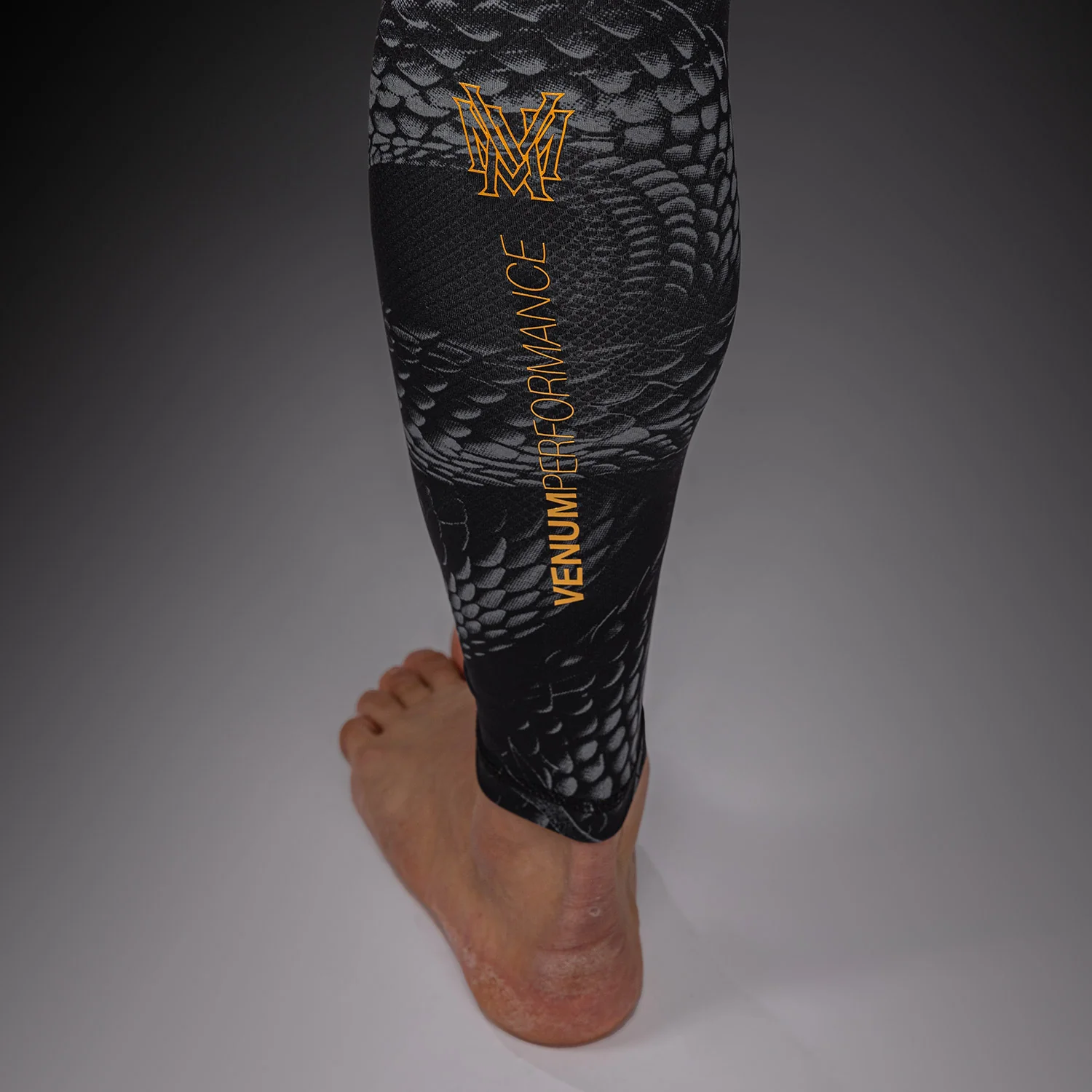 Venum Matupa Spats - Schwarz/Grau/Gold - Image 5
