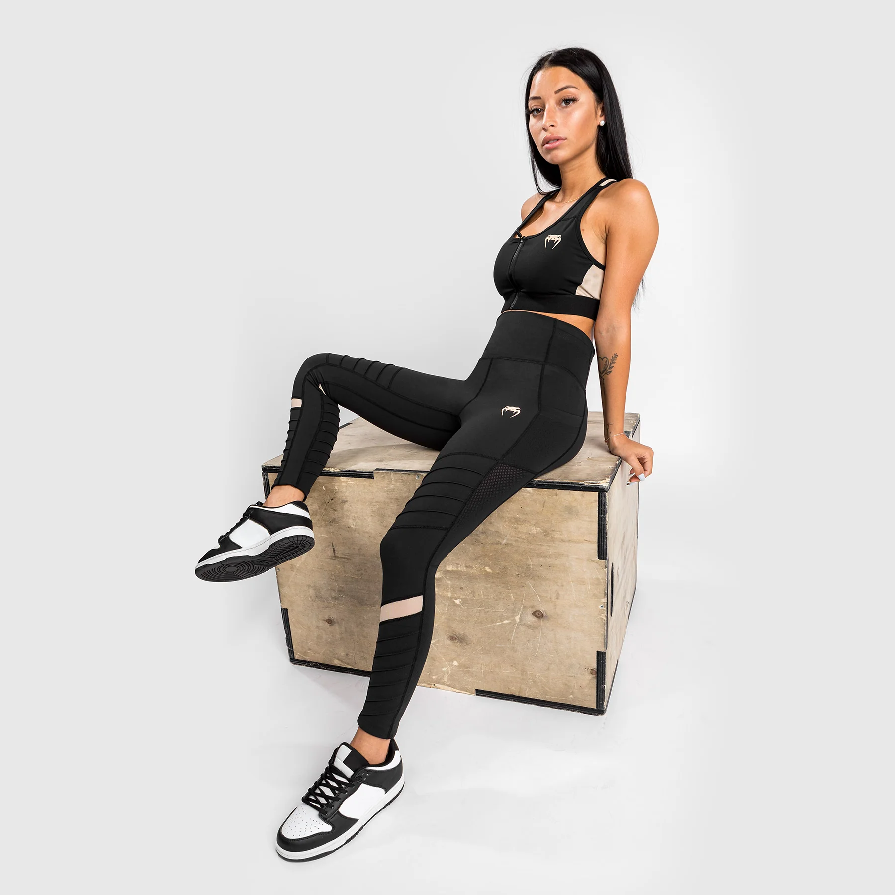 Venum Moto 7/8 Leggings – Schwarz/Sand - Image 3