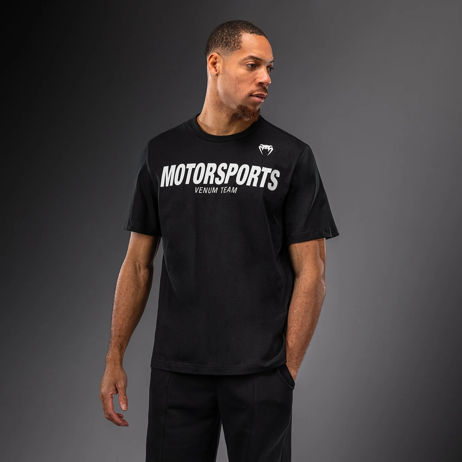 Venum Motorsports VT T-Shirt – Schwarz/Weiß