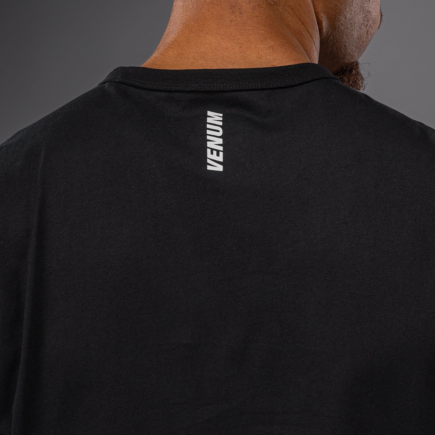 Venum Motorsports VT T-Shirt – Schwarz/Weiß - Image 4