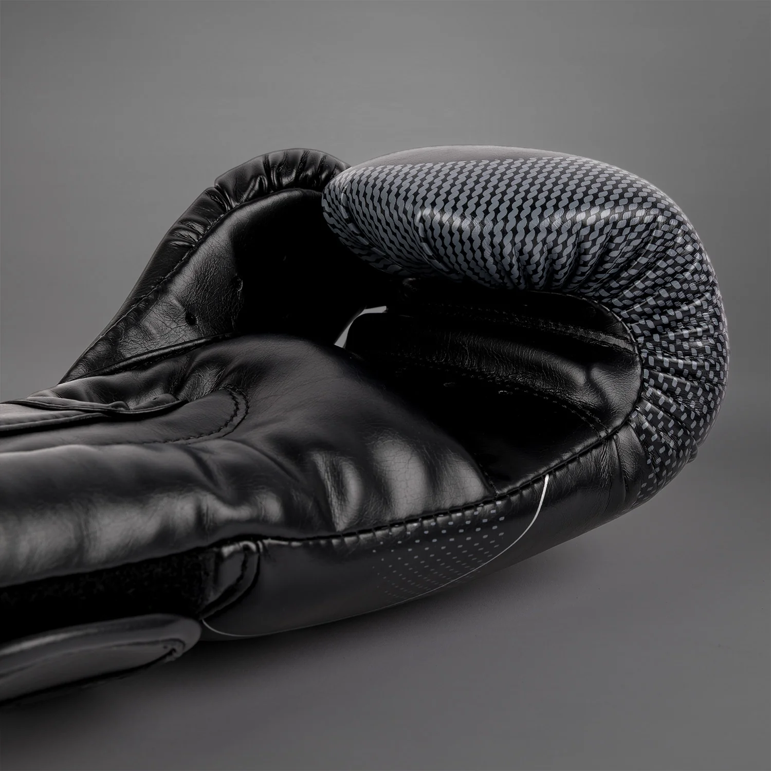 Venum Nexus Boxhandschuhe – Schwarz/Silber - Image 5