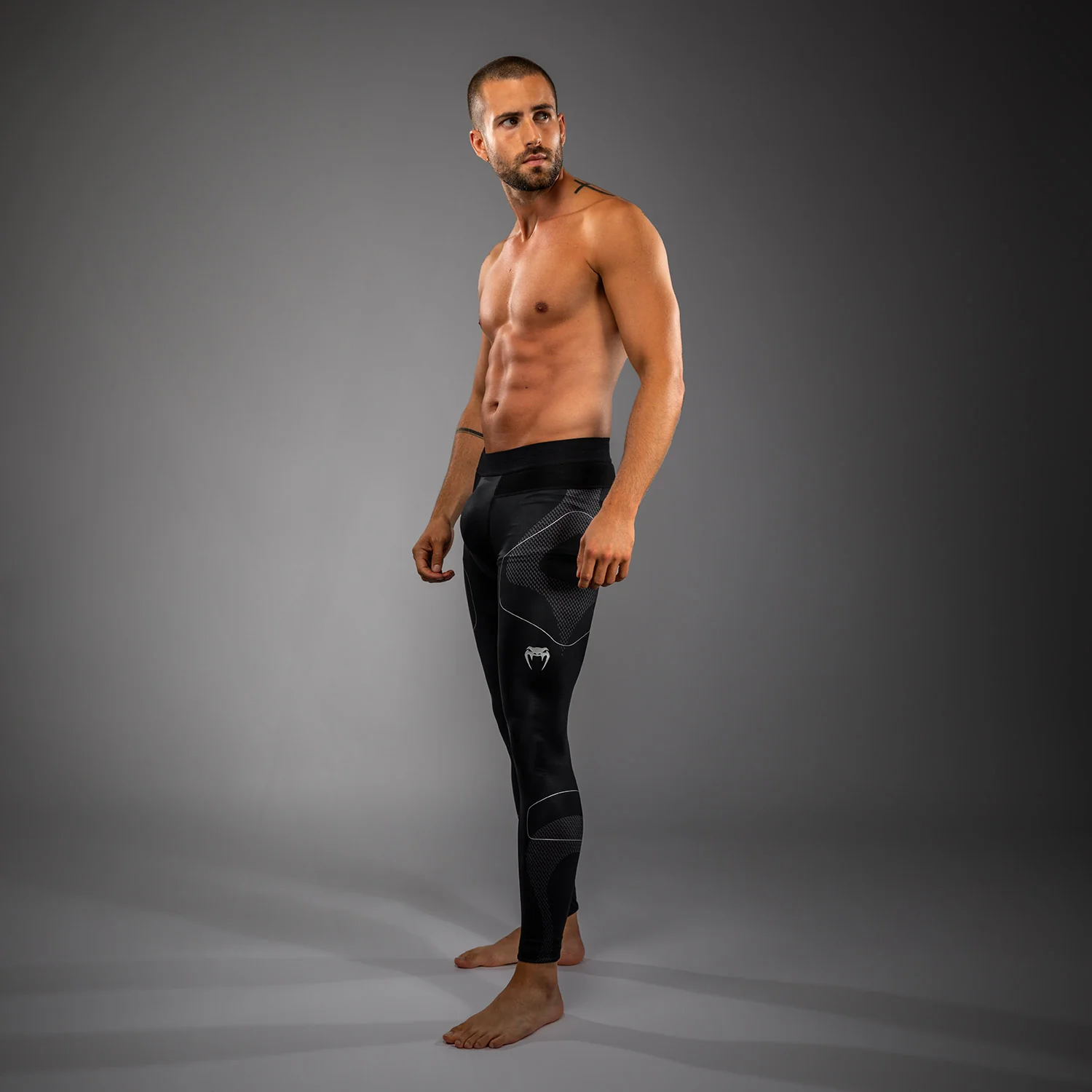 Venum Nexus Spats – Schwarz/Silber - Image 2