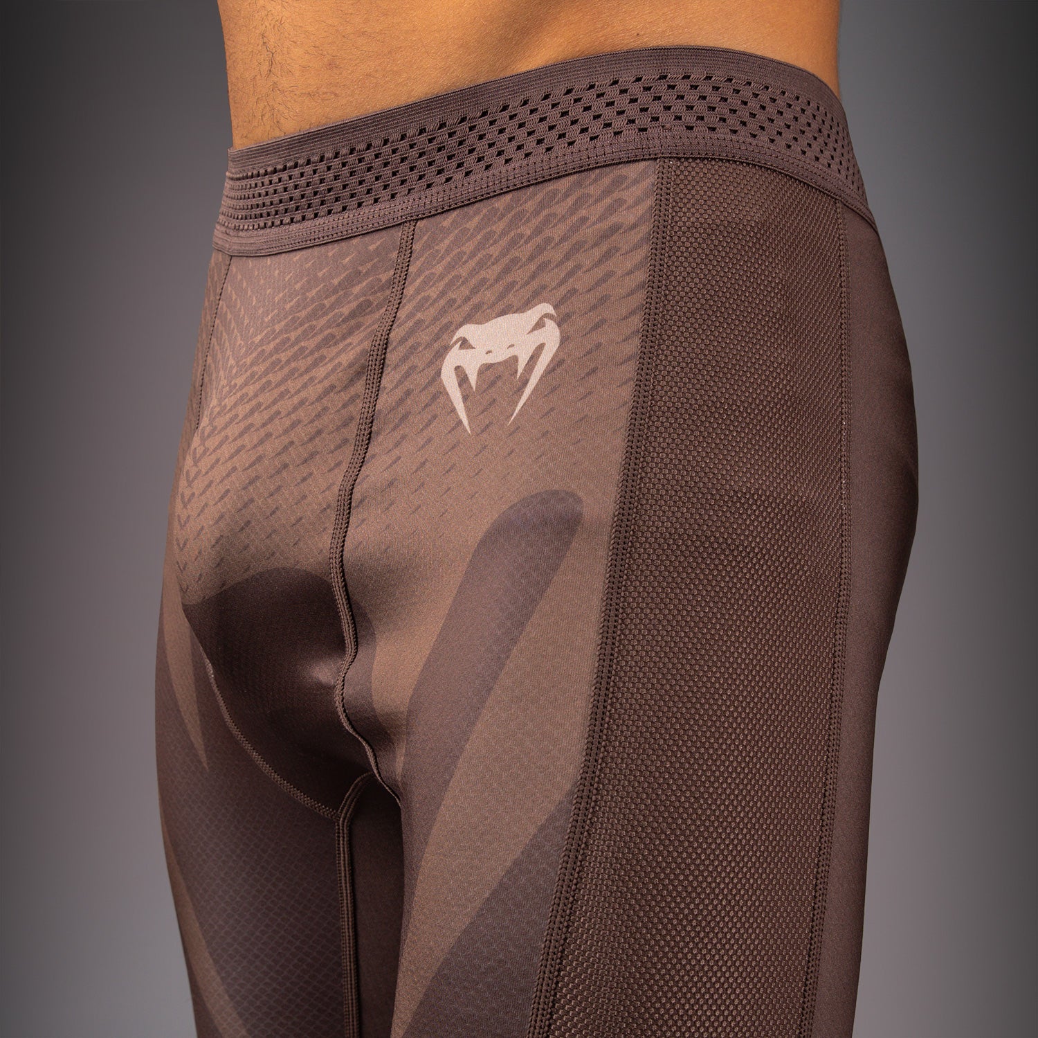 Venum No Gi Vale Tudo Shorts - Schokoladenbraun - Image 6