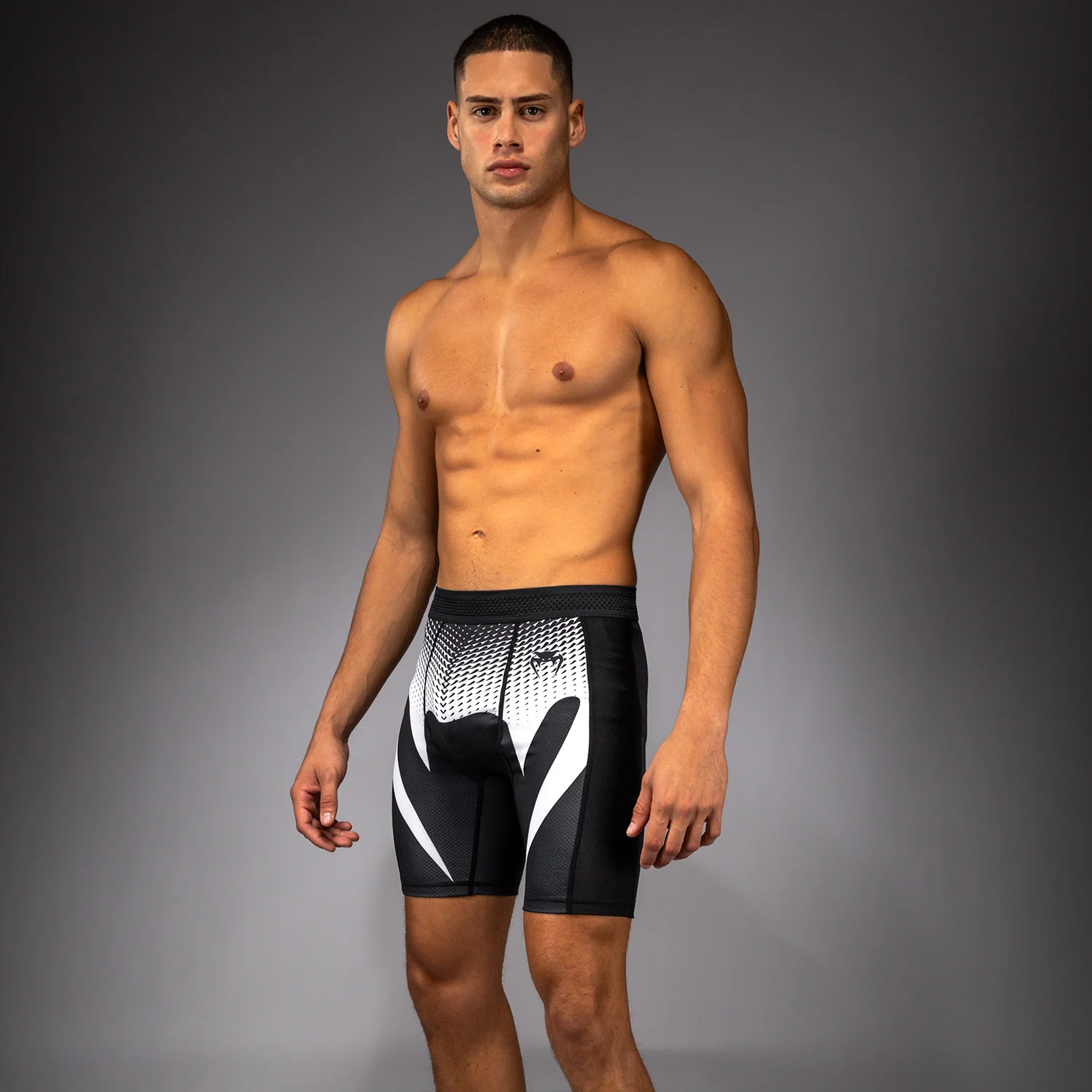 Venum No Gi Vale Tudo Shorts - Schwarz/Weiß - Image 7