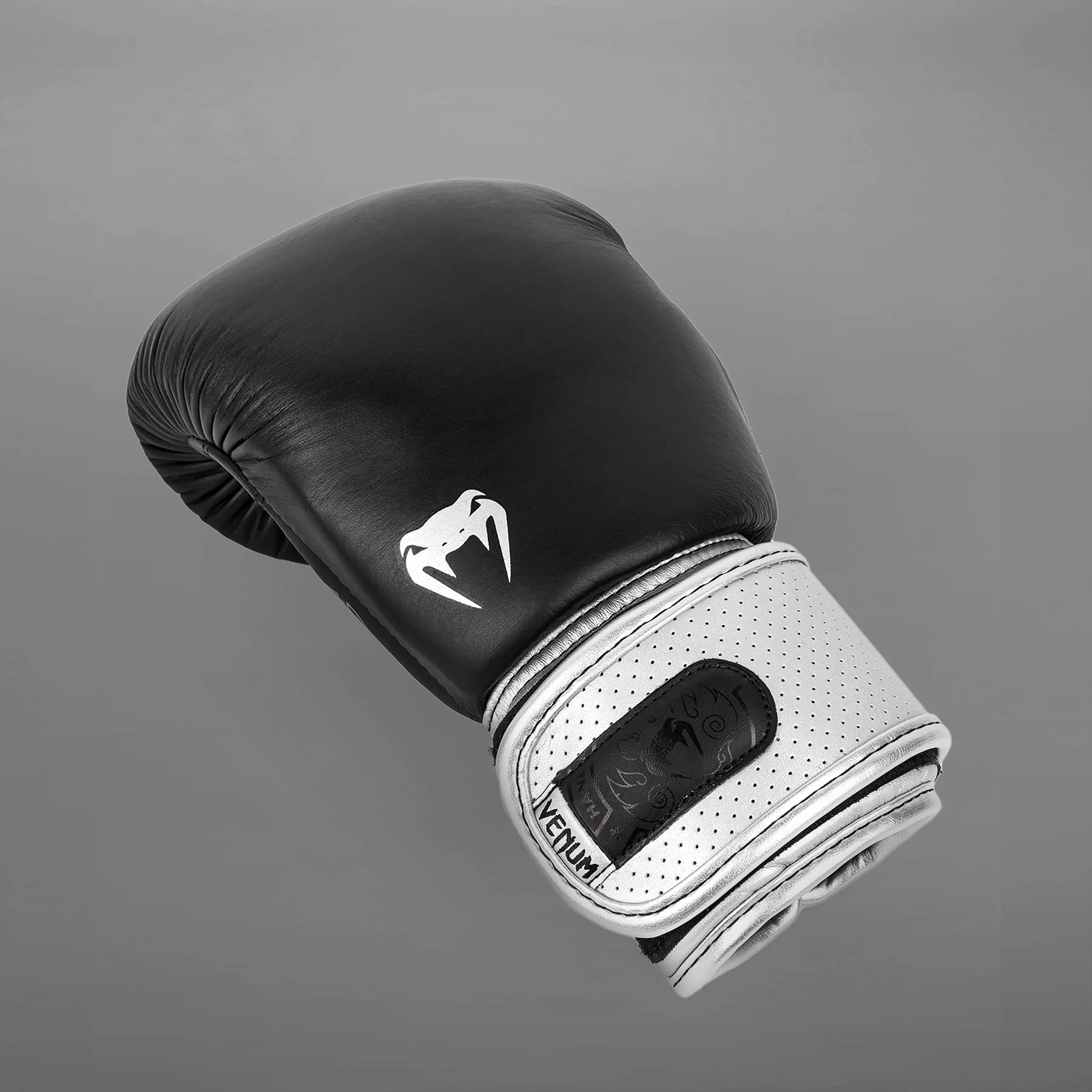 Venum Power 2.0 Boxhandschuhe - Schwarz/Gold - Image 4