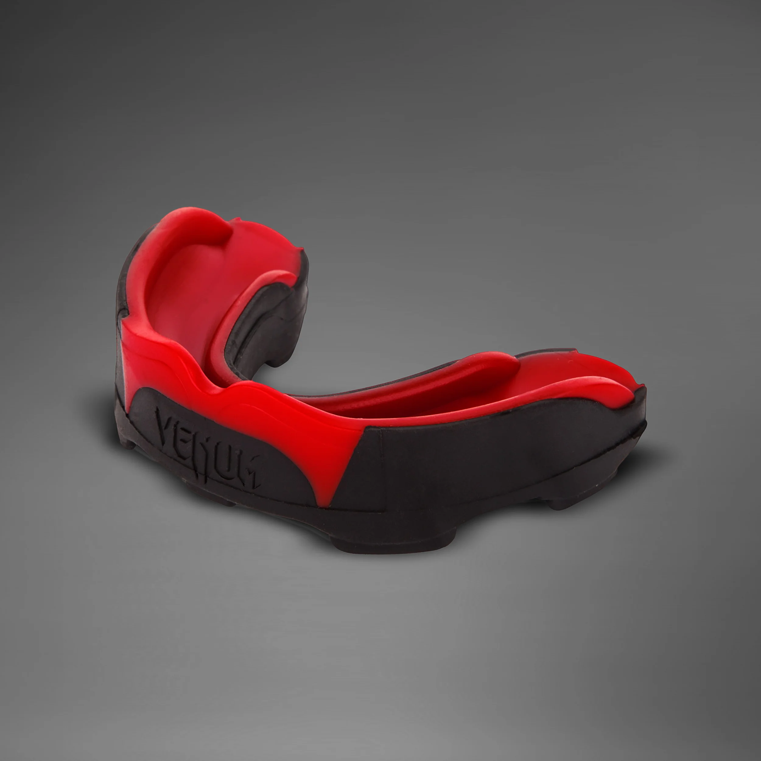 Venum Predator Mundschutz - Schwarz/Rot - Image 3