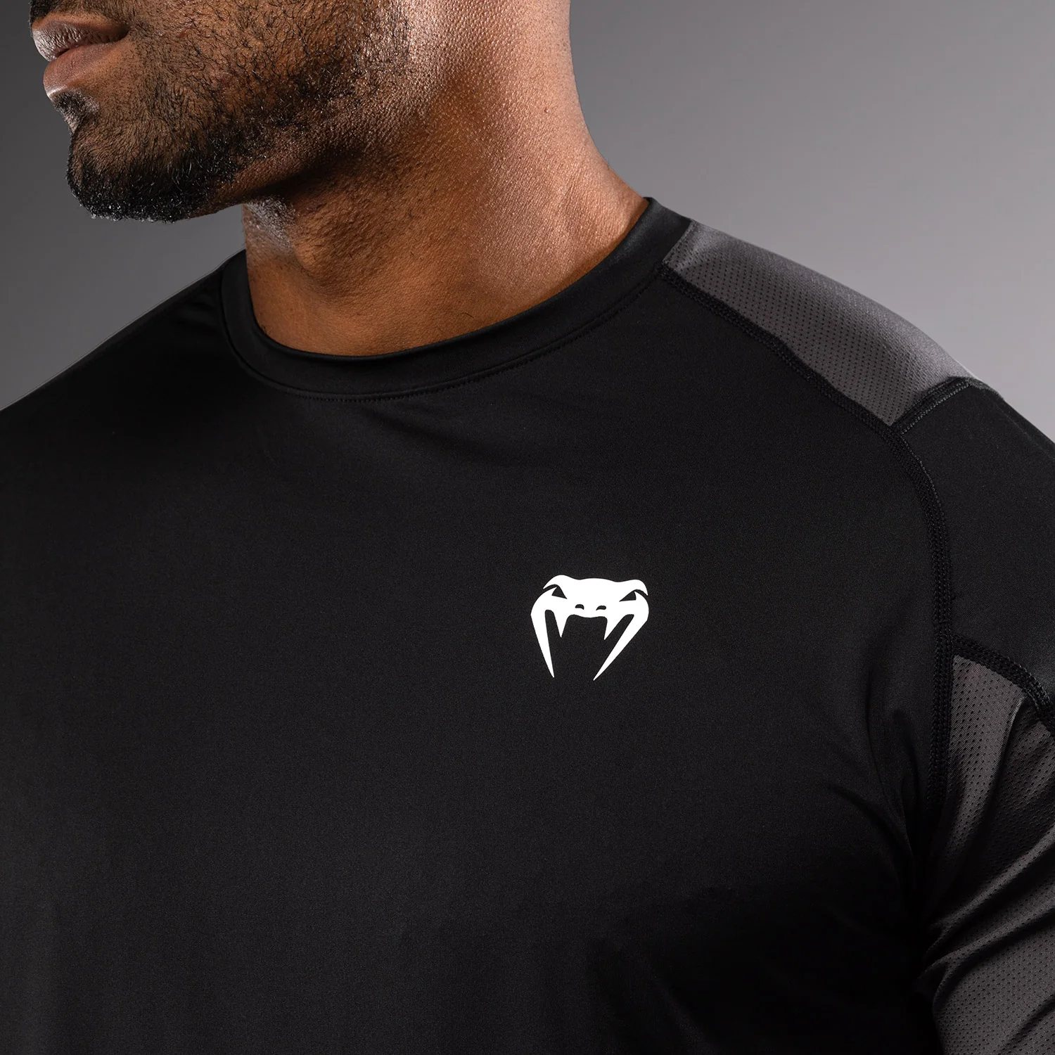 Venum Rapid Dry-Tech T-shirt - Schwarz/Sturmgrau - Image 5