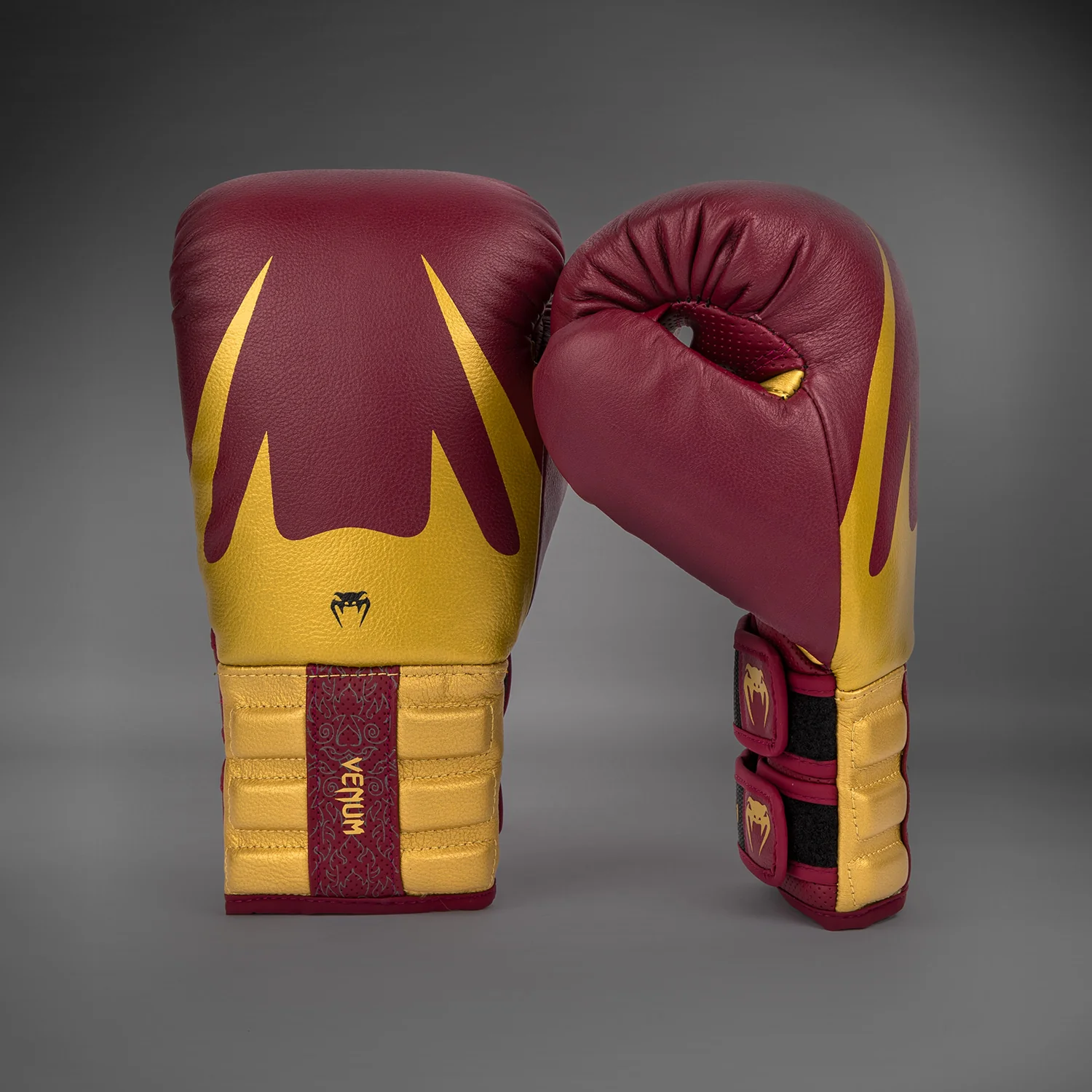 Venum Reverso Boxhandschuhe - Kirschrot/Gold - Image 3