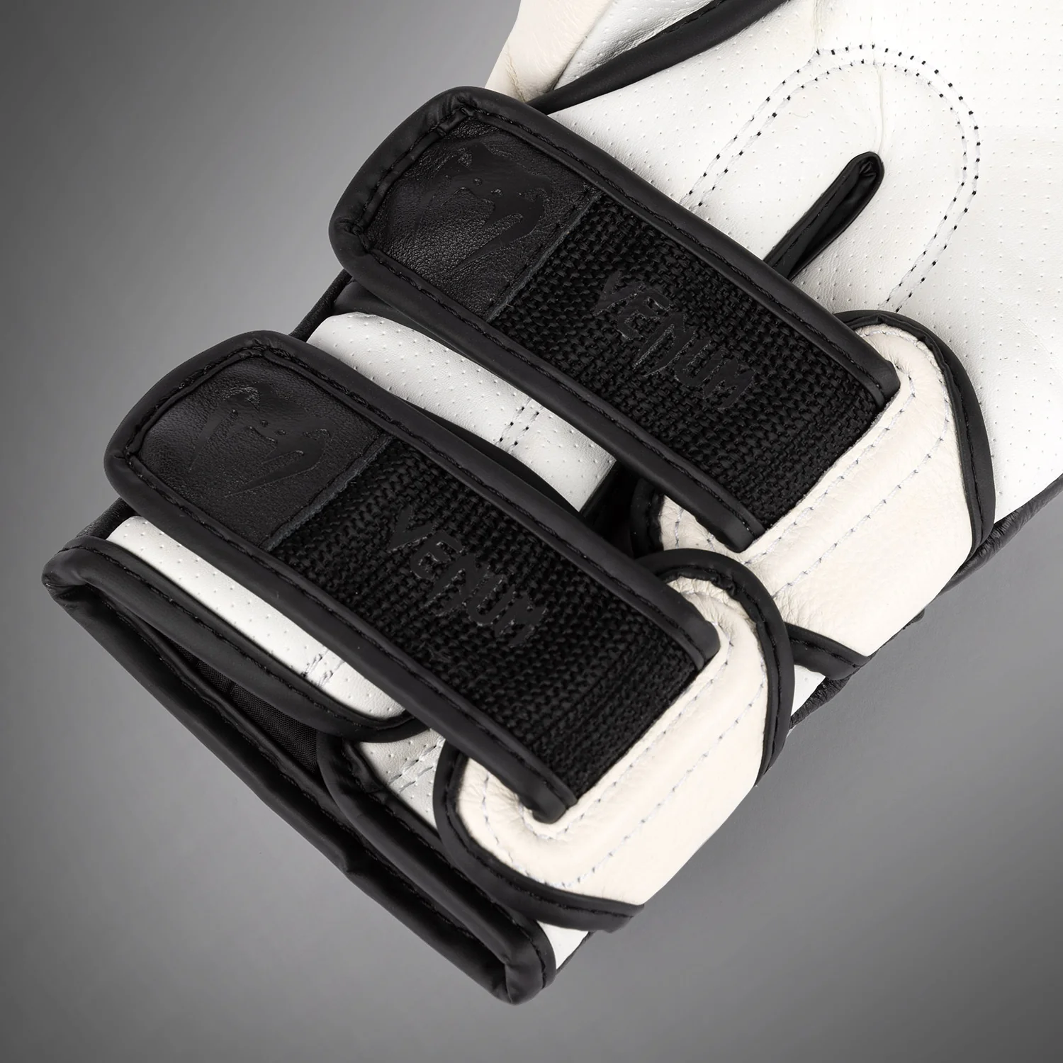 Venum Reverso Boxhandschuhe - Schnee Weiß/Schwarz - Image 5