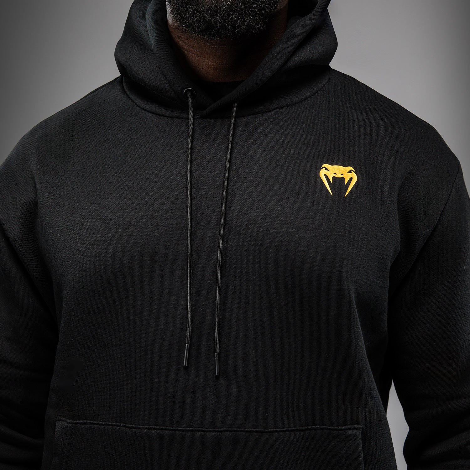 Venum Serpenti Hoodie – Schwarz/Silber/Gold - Image 8
