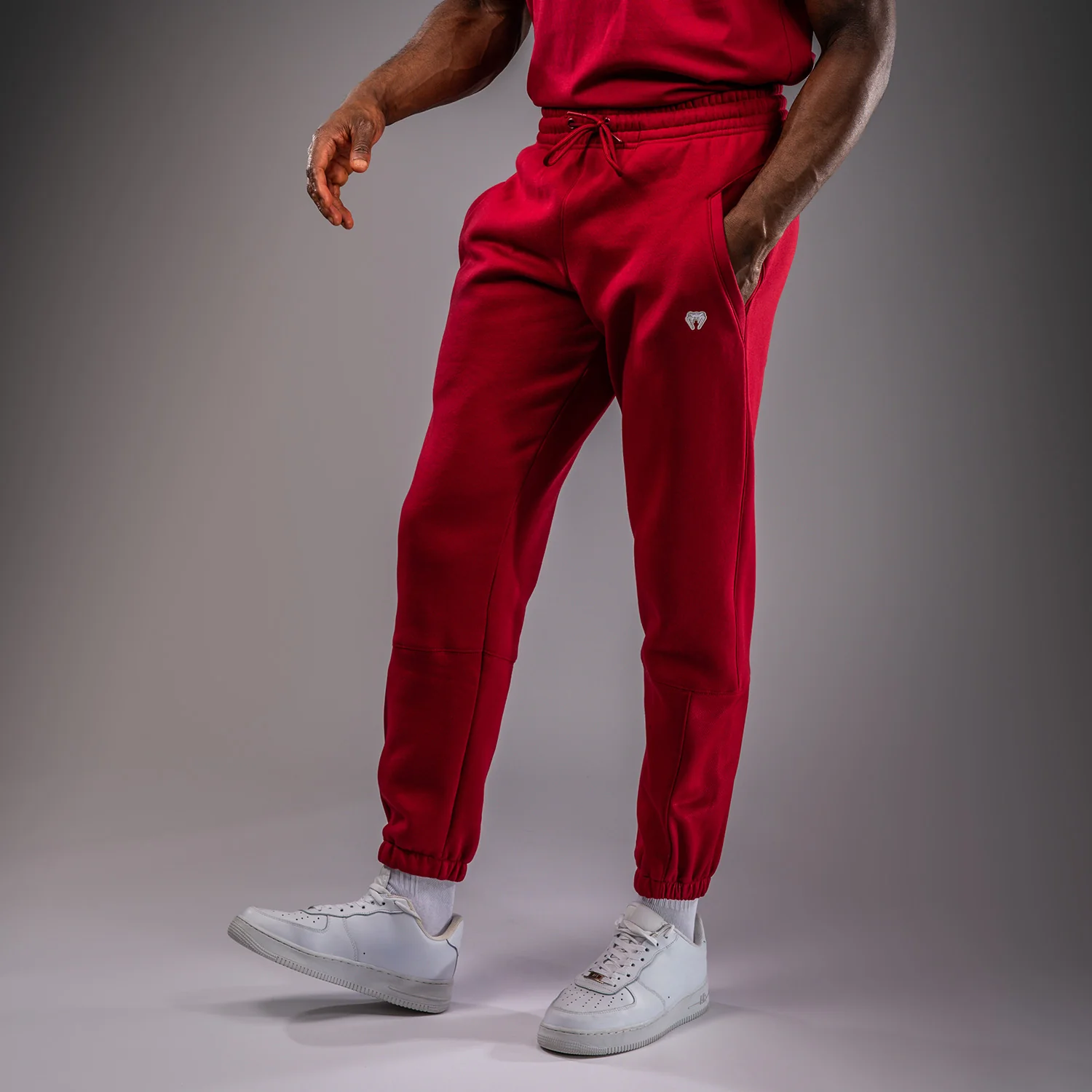 Venum Silent Power Jogginghose - Cherry Red - Image 2